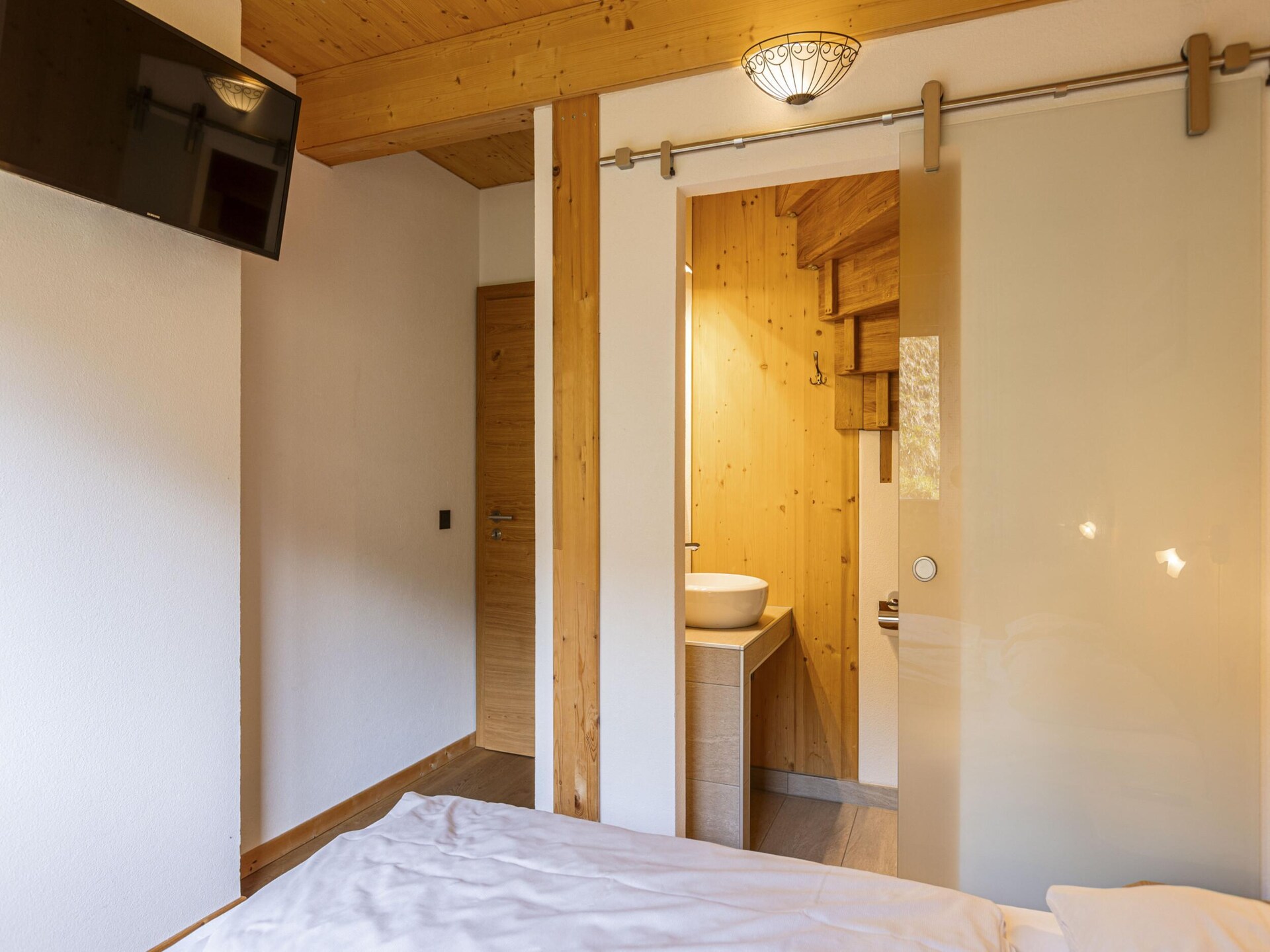 Luxe chalet direct aan de piste met sauna en Dachstein uitzicht - foto 18
