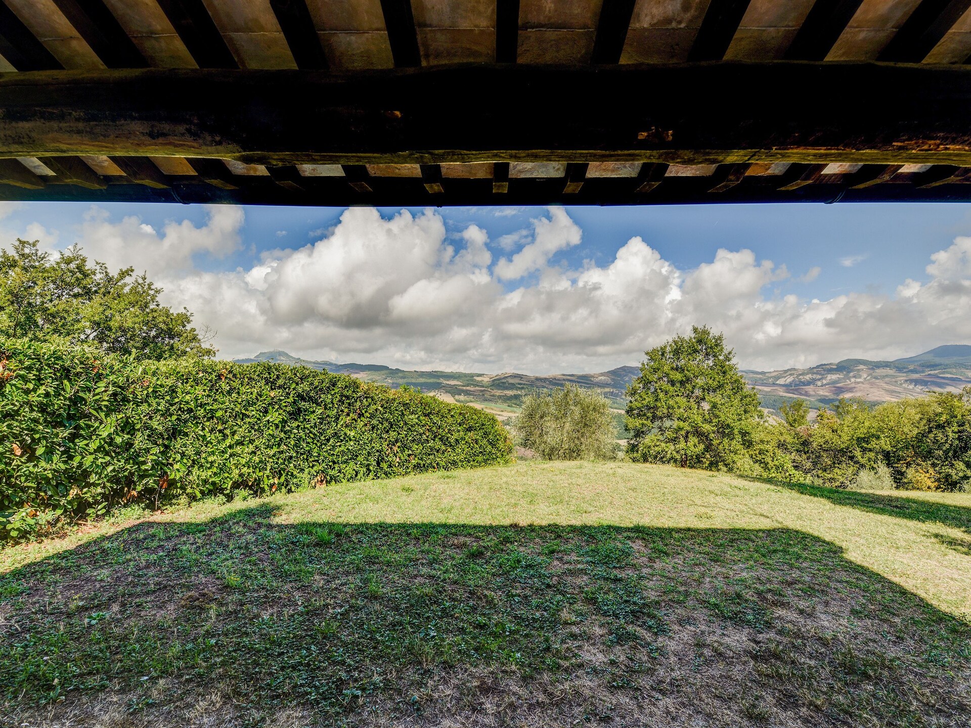 Sfeervolle villa met privézwembad en uitzicht op de Toscaanse heuvels - foto 32