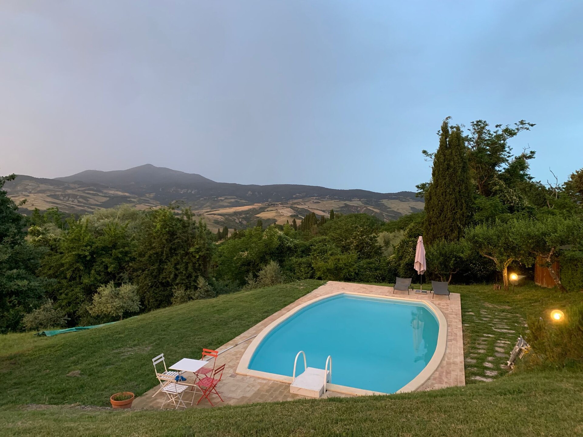 Sfeervolle villa met privézwembad en uitzicht op de Toscaanse heuvels - foto 36