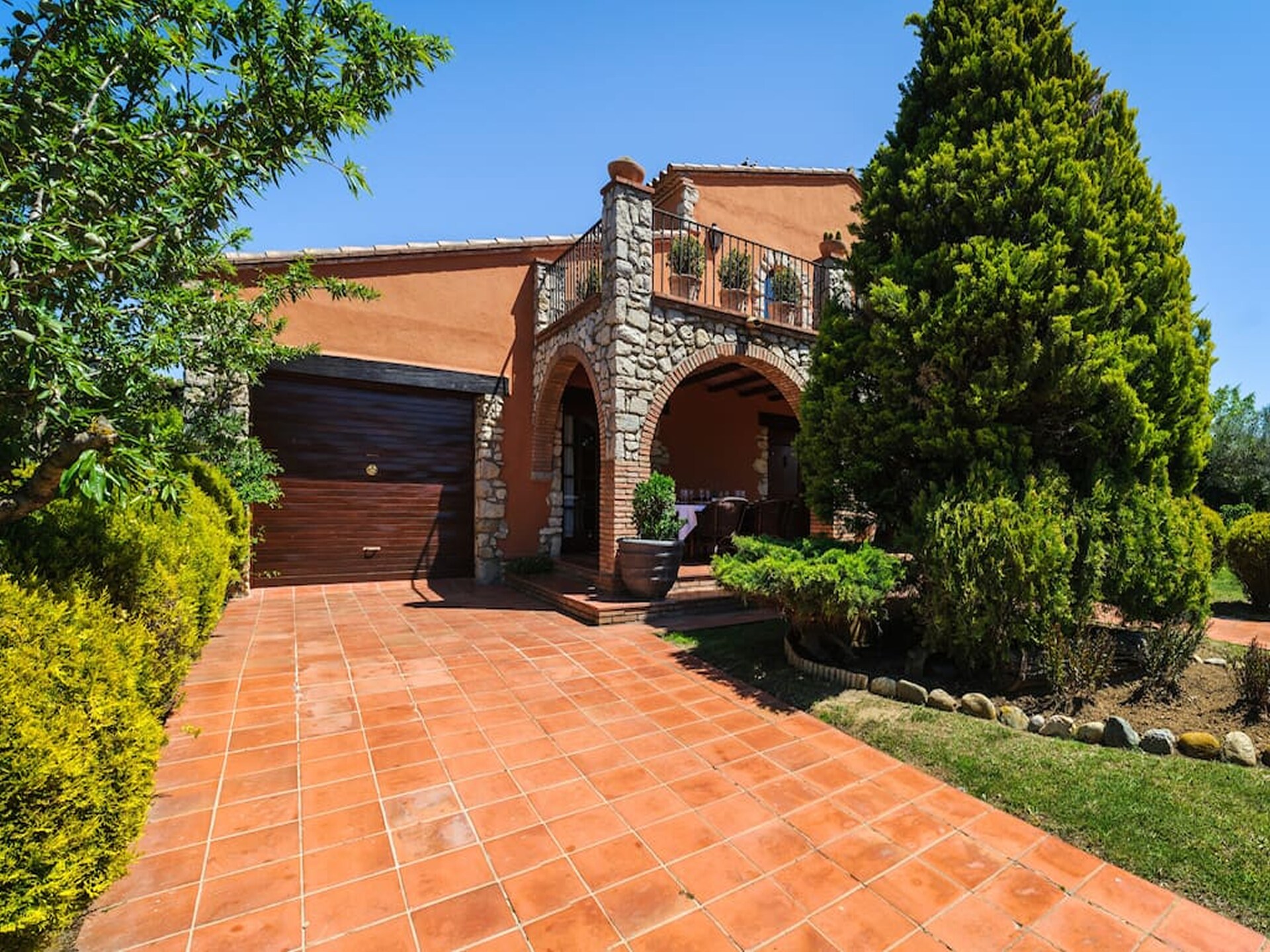 Ruime villa met privézwembad aan golfbaan Peralada - foto 33