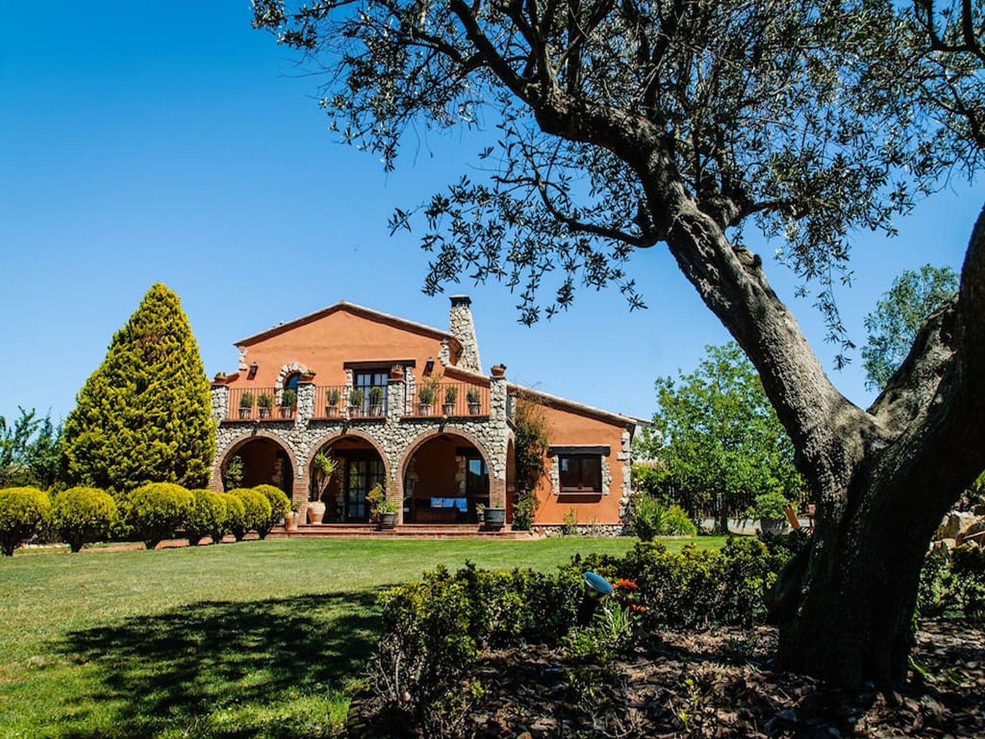 Ruime villa met privézwembad aan golfbaan Peralada - foto 36