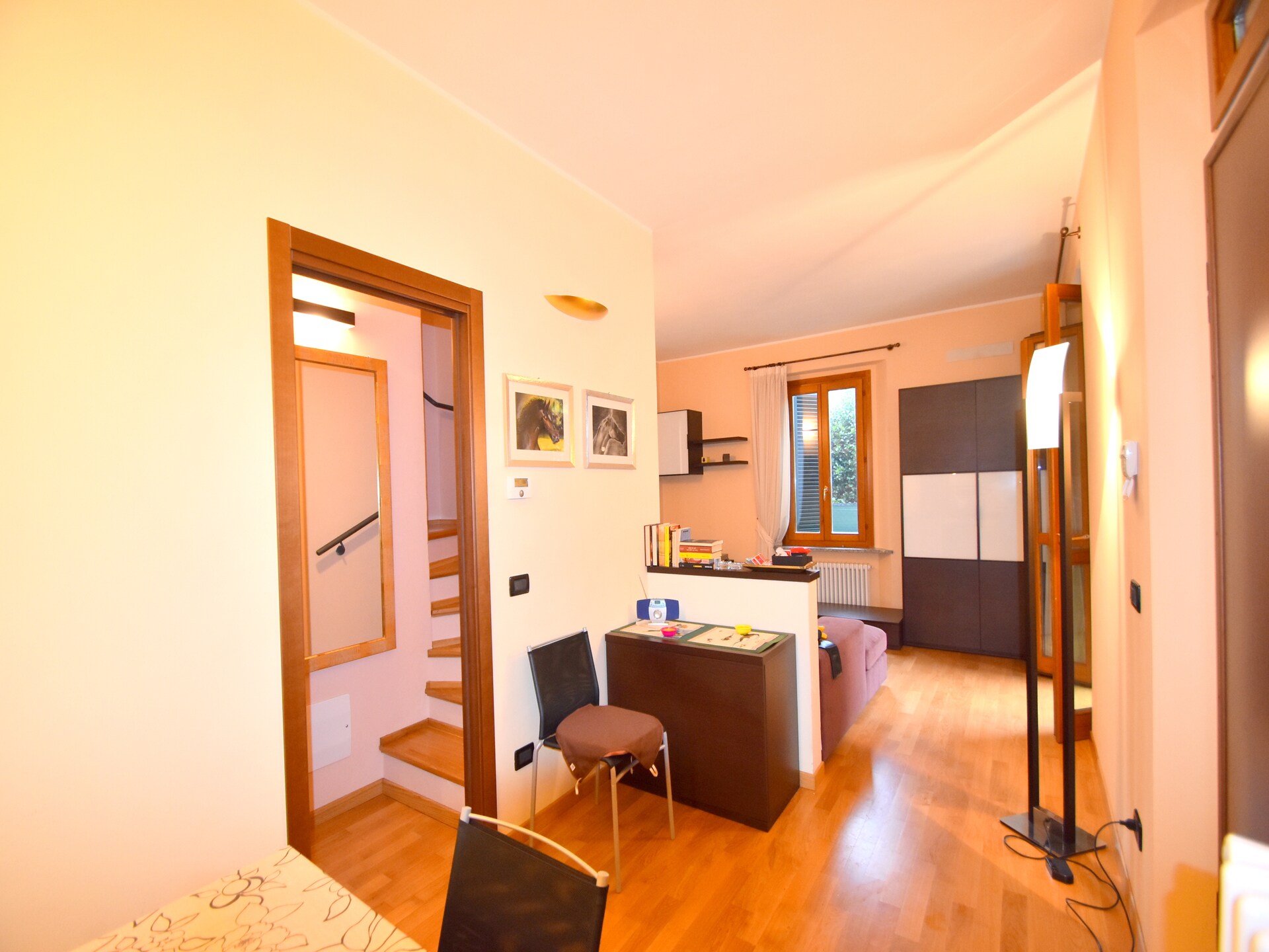 Centraal gelegen ruim appartement in Meina voor 6 personen - foto 5