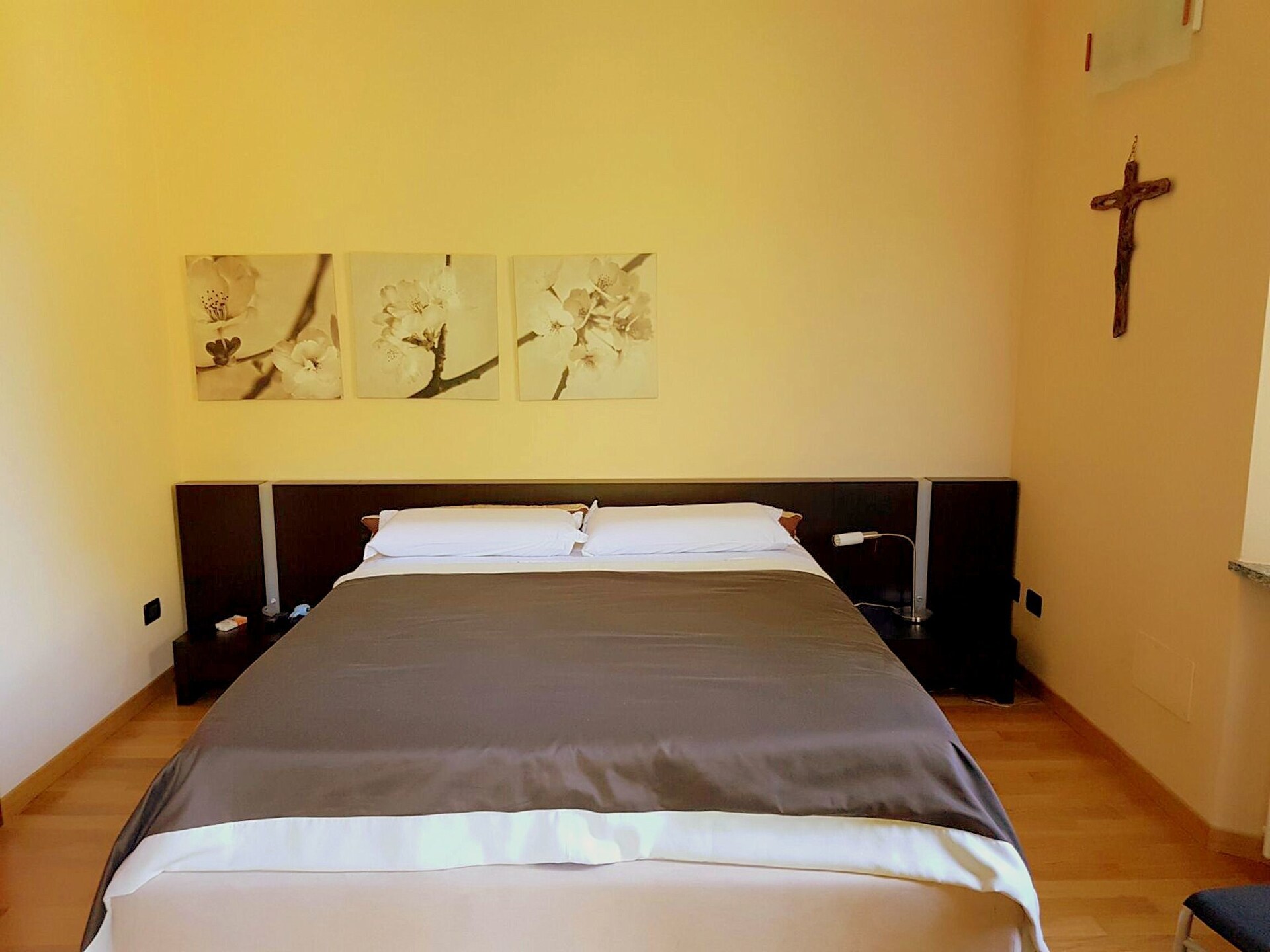Centraal gelegen ruim appartement in Meina voor 6 personen - foto 14