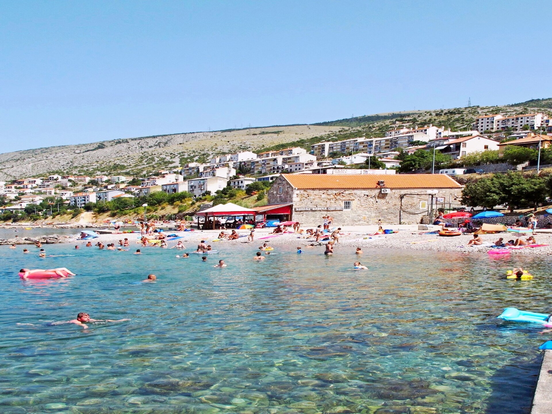 Op 400 m van zee: ruim appartement voor 6 personen in Senj - foto 23