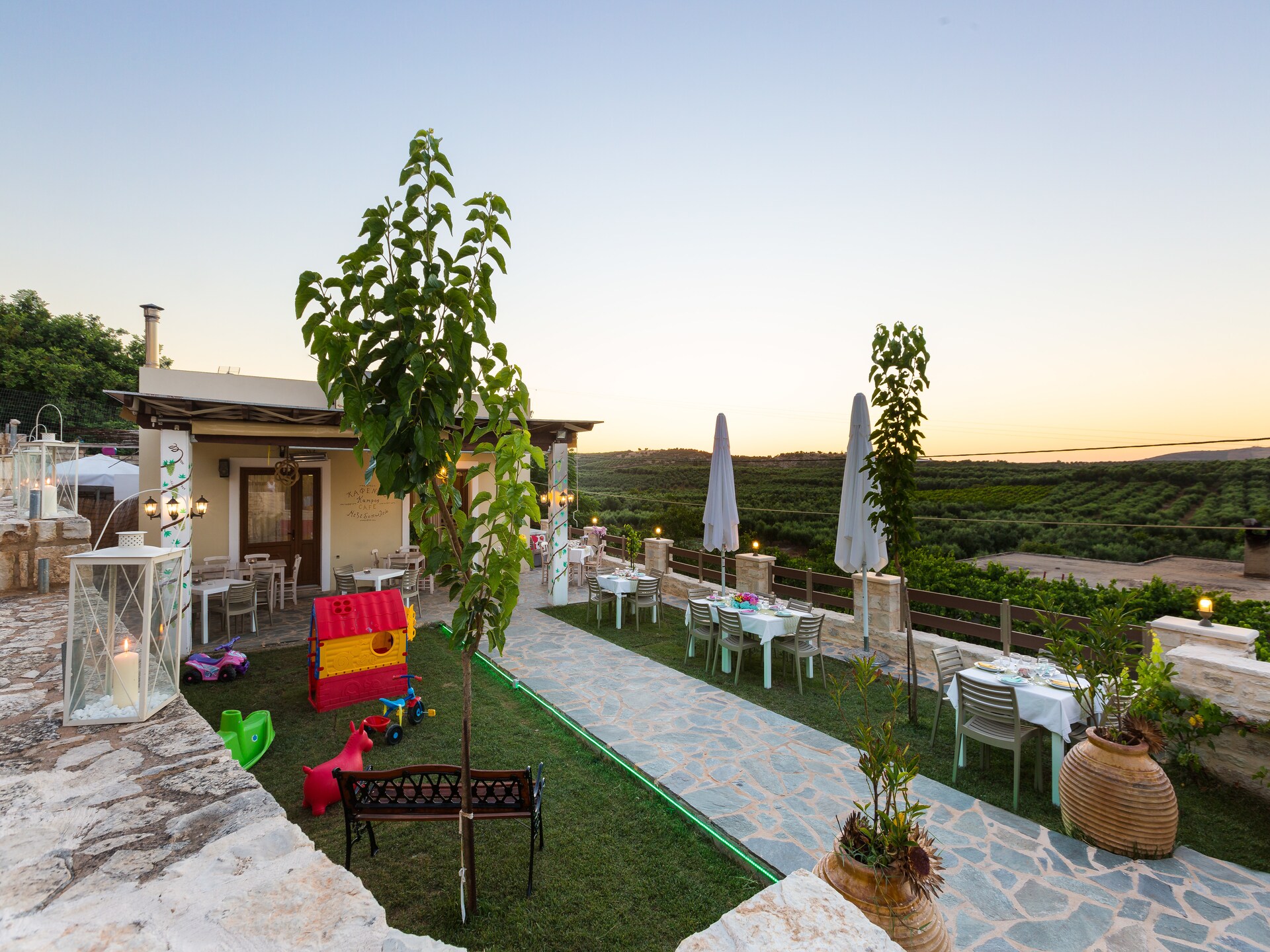 Ruime vrijstaande villa met privézwembad op het Kretenzische platteland bij Panormo - foto 34