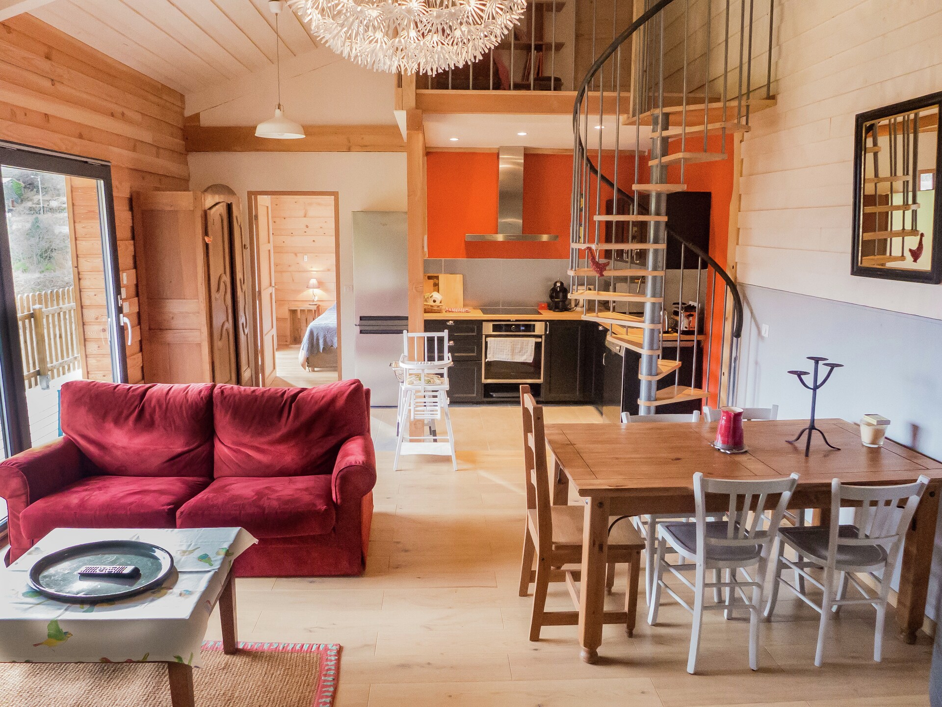 Vrijstaand vakantiehuis Le Verdier aan de golfbaan in Saint-Privat-d'Allier - foto 9