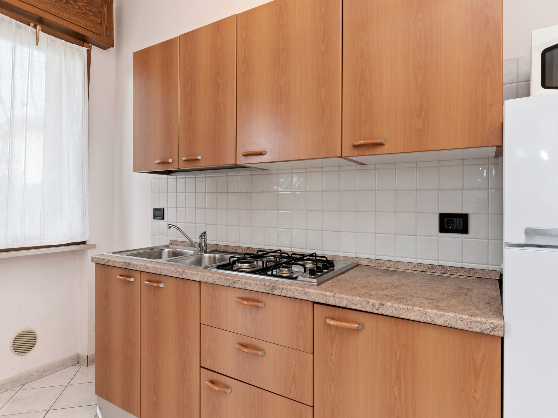 Knus appartement met tuin en zwembad op 600 meter van het Gardameer - foto 5