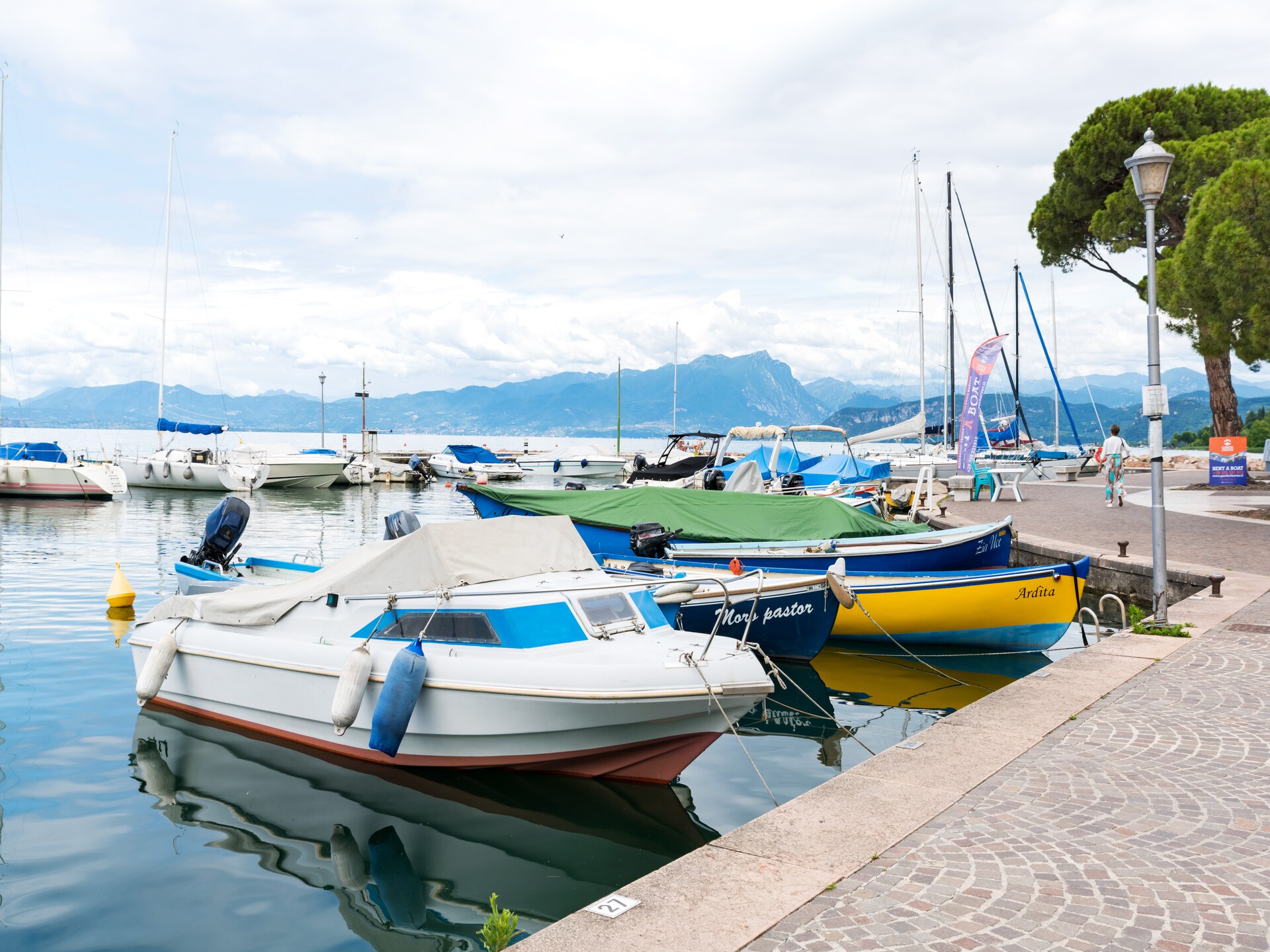 Zonnig appartement met balkon en zicht op het Gardameer in Lazise - foto 31