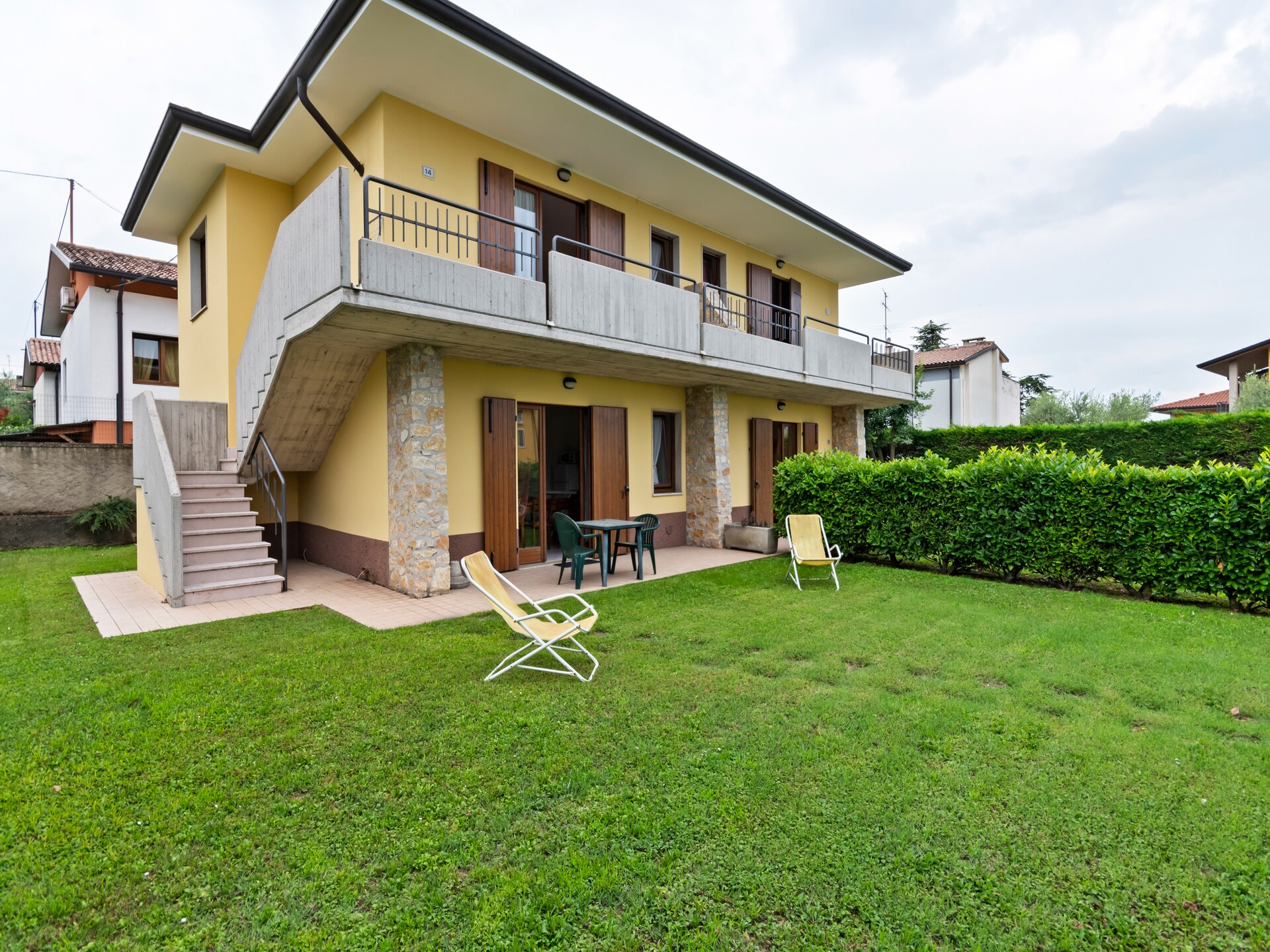 Zonnig appartement met balkon en zicht op het Gardameer in Lazise - foto 24
