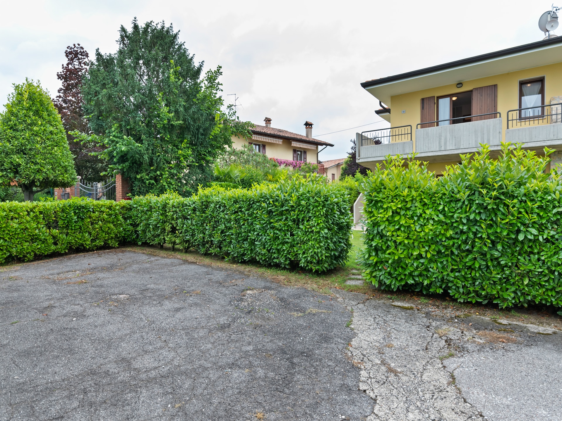 Zonnig appartement met balkon en zicht op het Gardameer in Lazise - foto 27