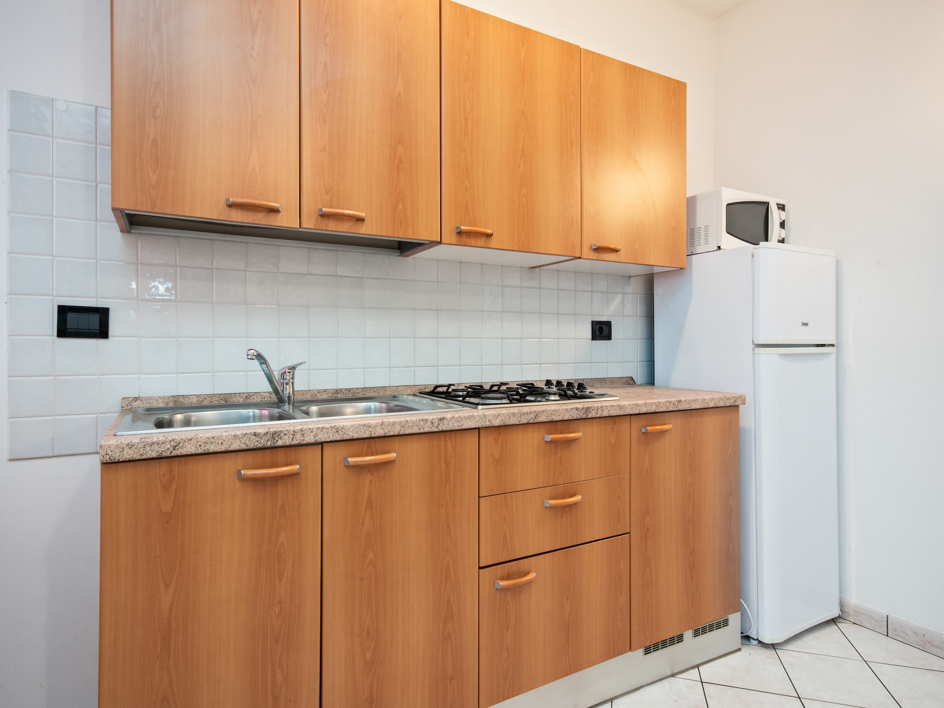 Zonnig appartement met balkon en zicht op het Gardameer in Lazise - foto 14