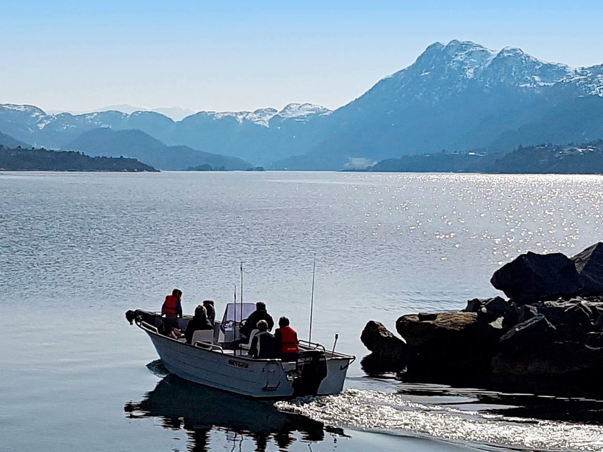 Licht vakantiehuis in Rorbu-stijl direct aan het water bij Brattvåg - foto 30