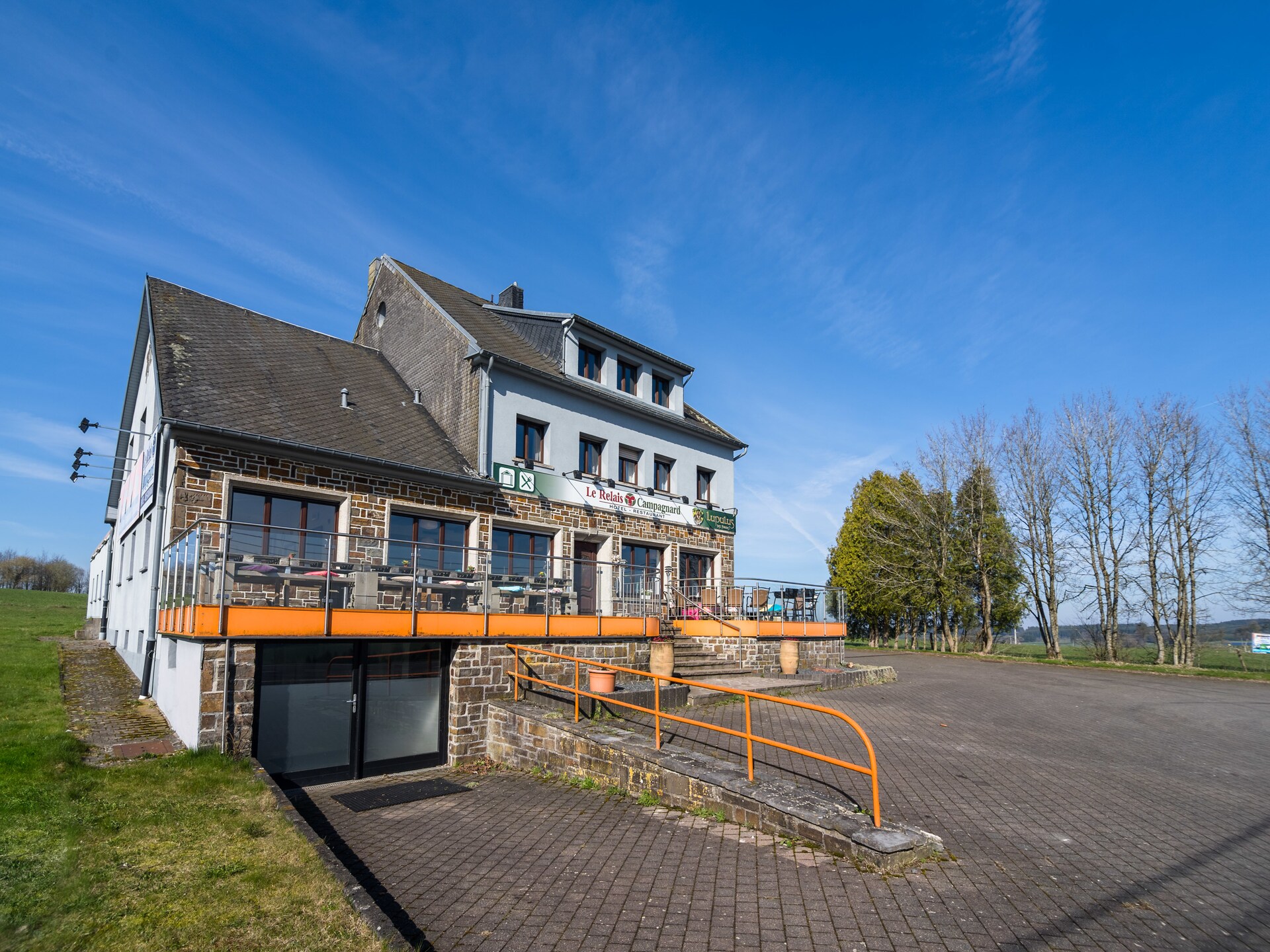 Groots vakantiehuis voor 33 personen met bar en tuin aan de golfbaan in Gouvy - foto 6