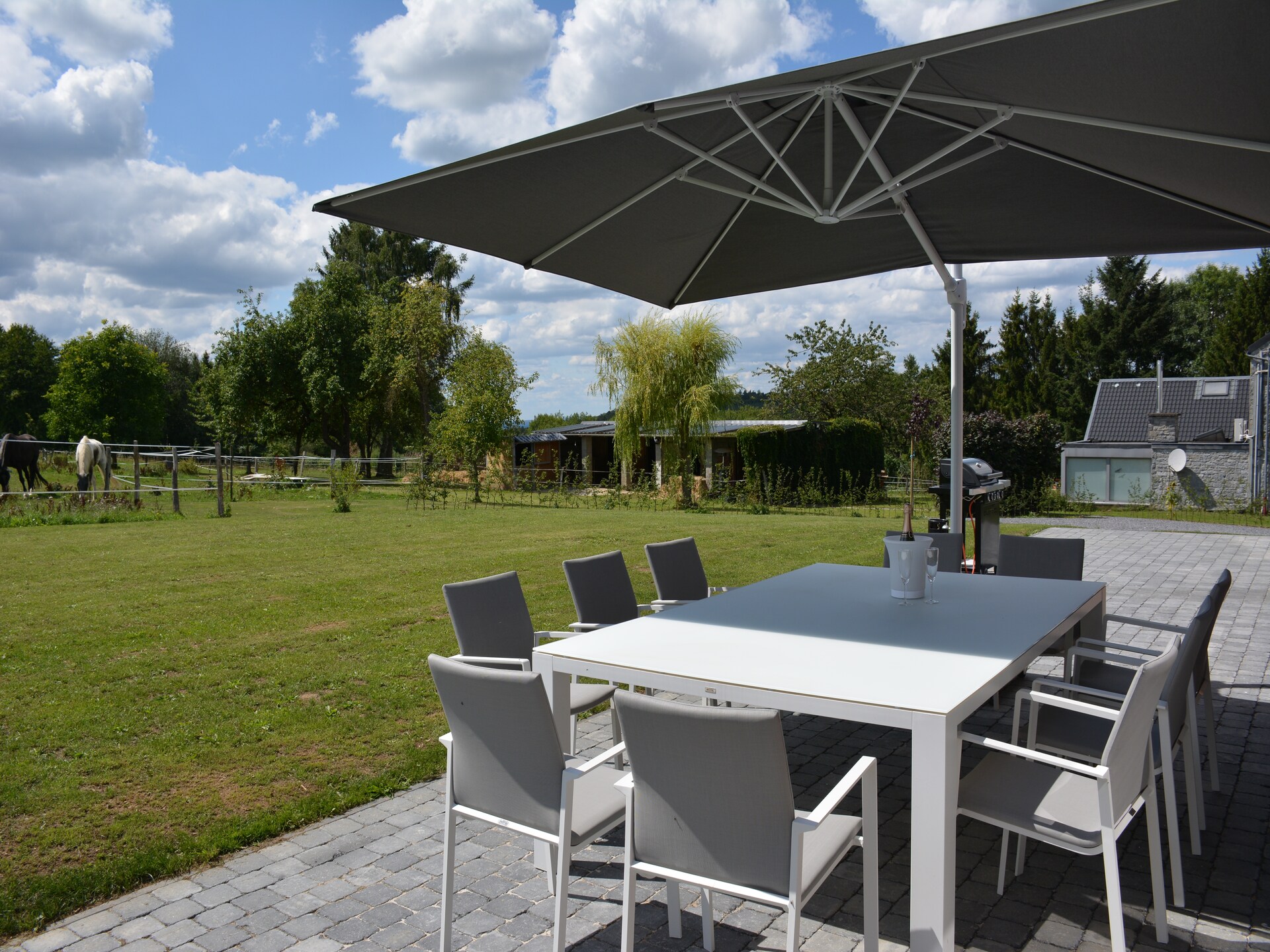 9-persoonsvilla met houtkachel en tuin in Wavreille - foto 28