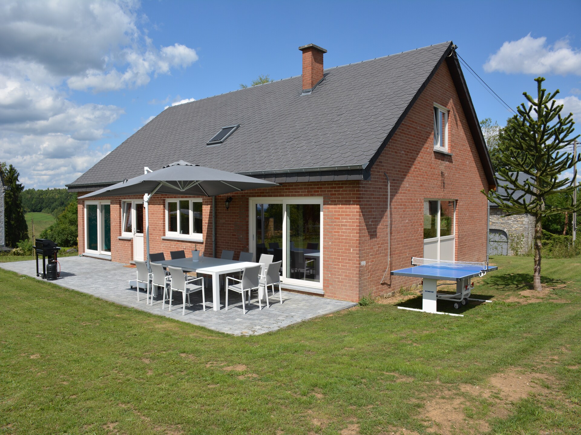 9-persoonsvilla met houtkachel en tuin in Wavreille - foto 1