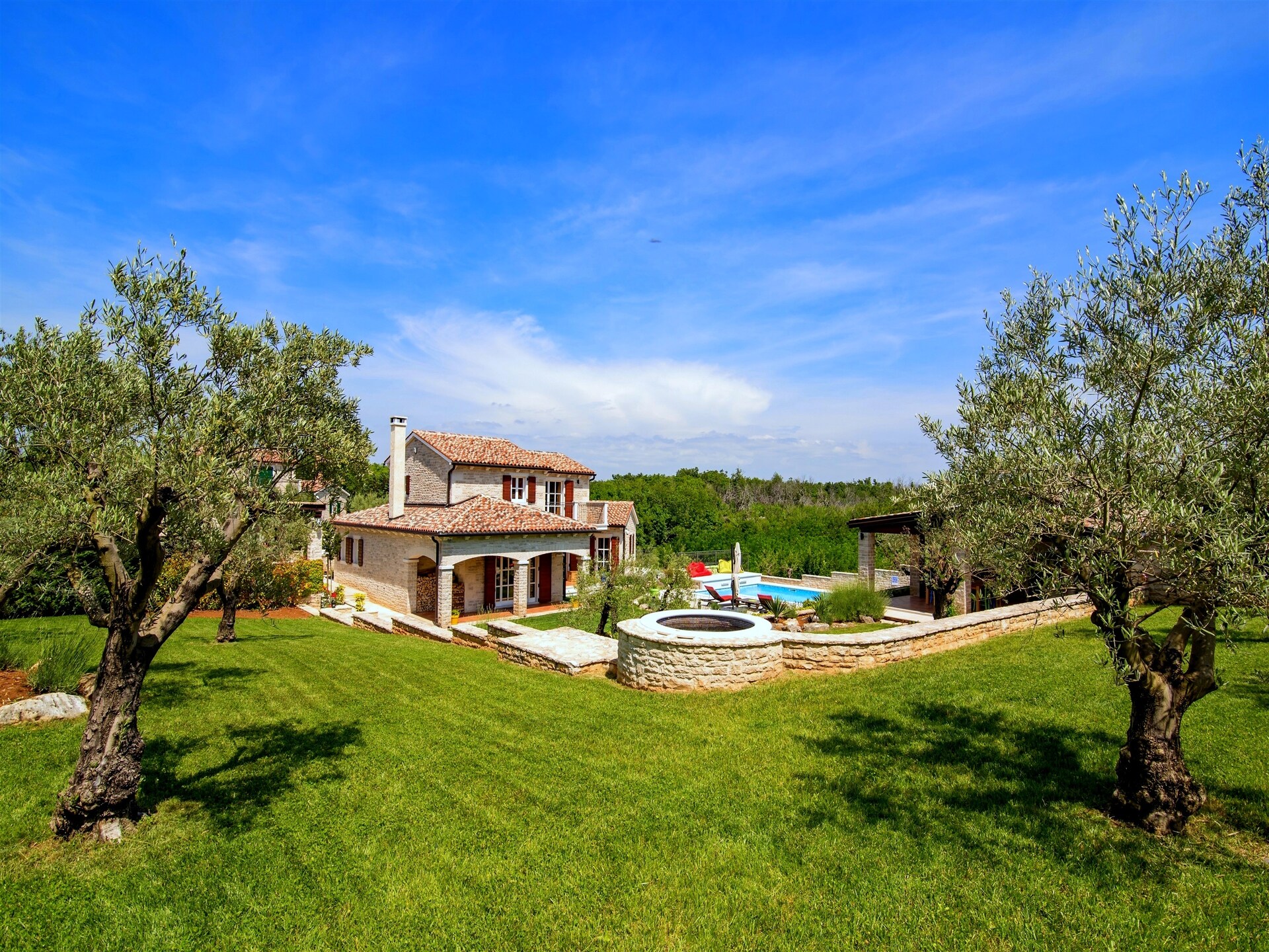 Villa Artien: Luxe landhuis met zwembad en bubbelbad in Istrië - foto 8