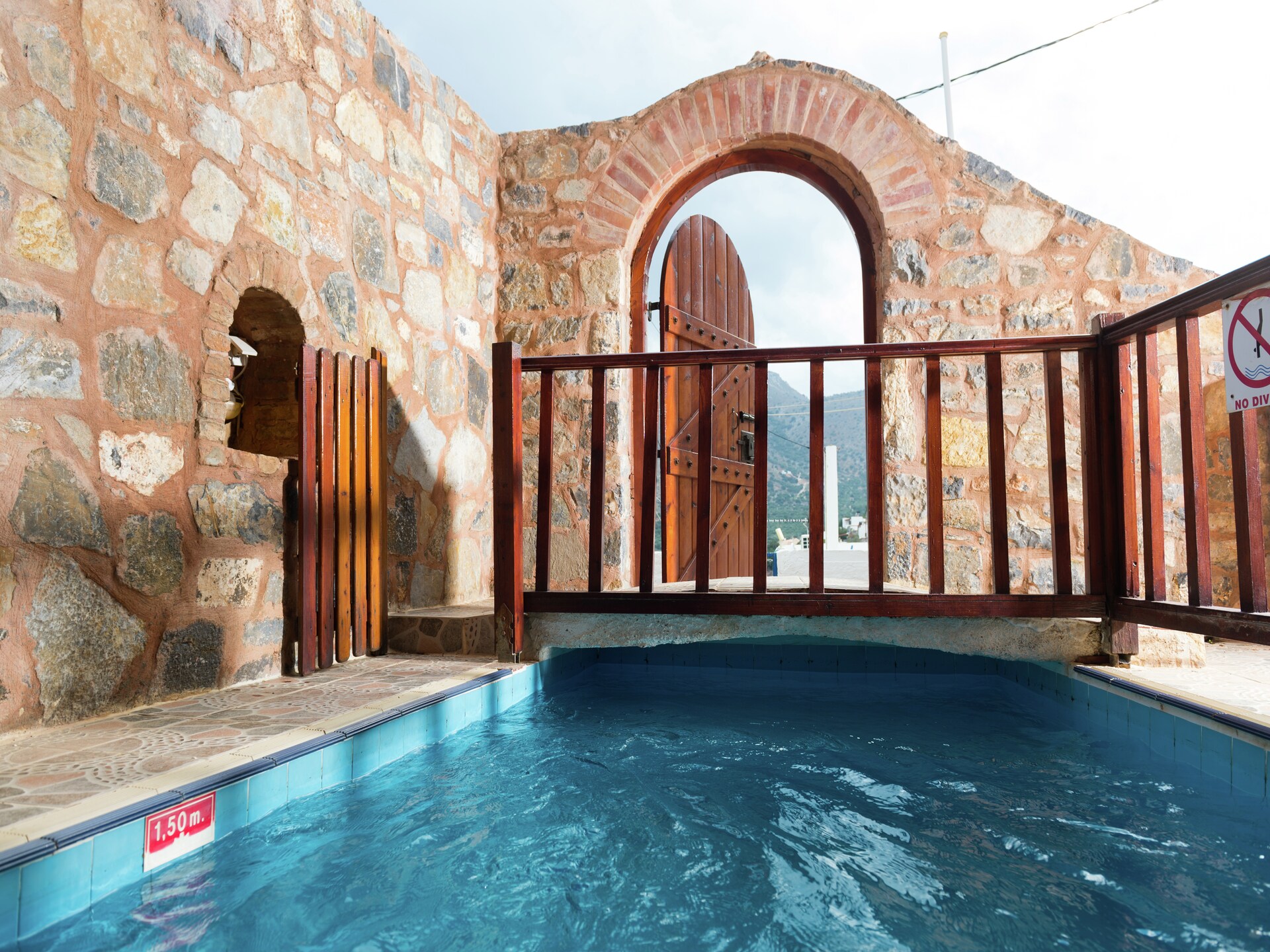 House of Monastery: Authentiek kloosterappartement met zeezicht bij Elounda - foto 2