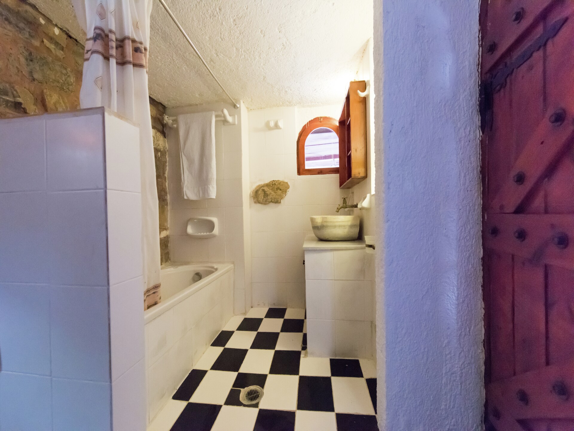 House of Monastery: Authentiek kloosterappartement met zeezicht bij Elounda - foto 18