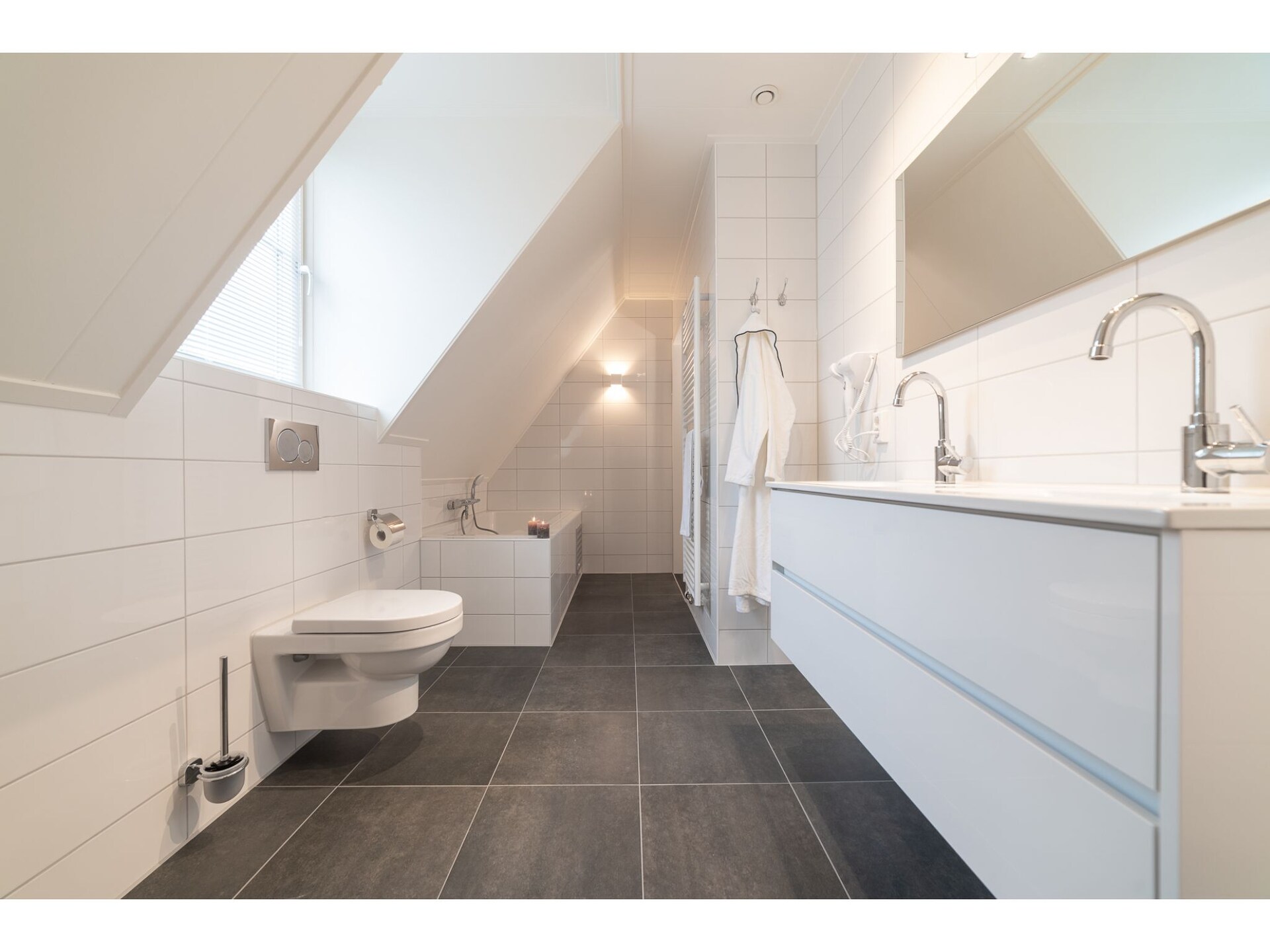 Zeeuwse Pracht: luxe villa met sauna, bubbelbad en hond welkom - foto 32