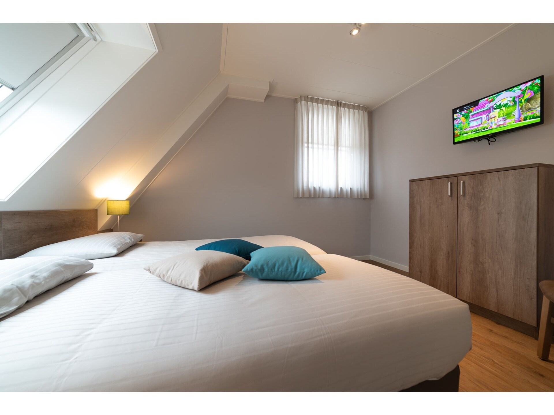Zeeuwse Pracht: luxe villa met sauna, bubbelbad en hond welkom - foto 26