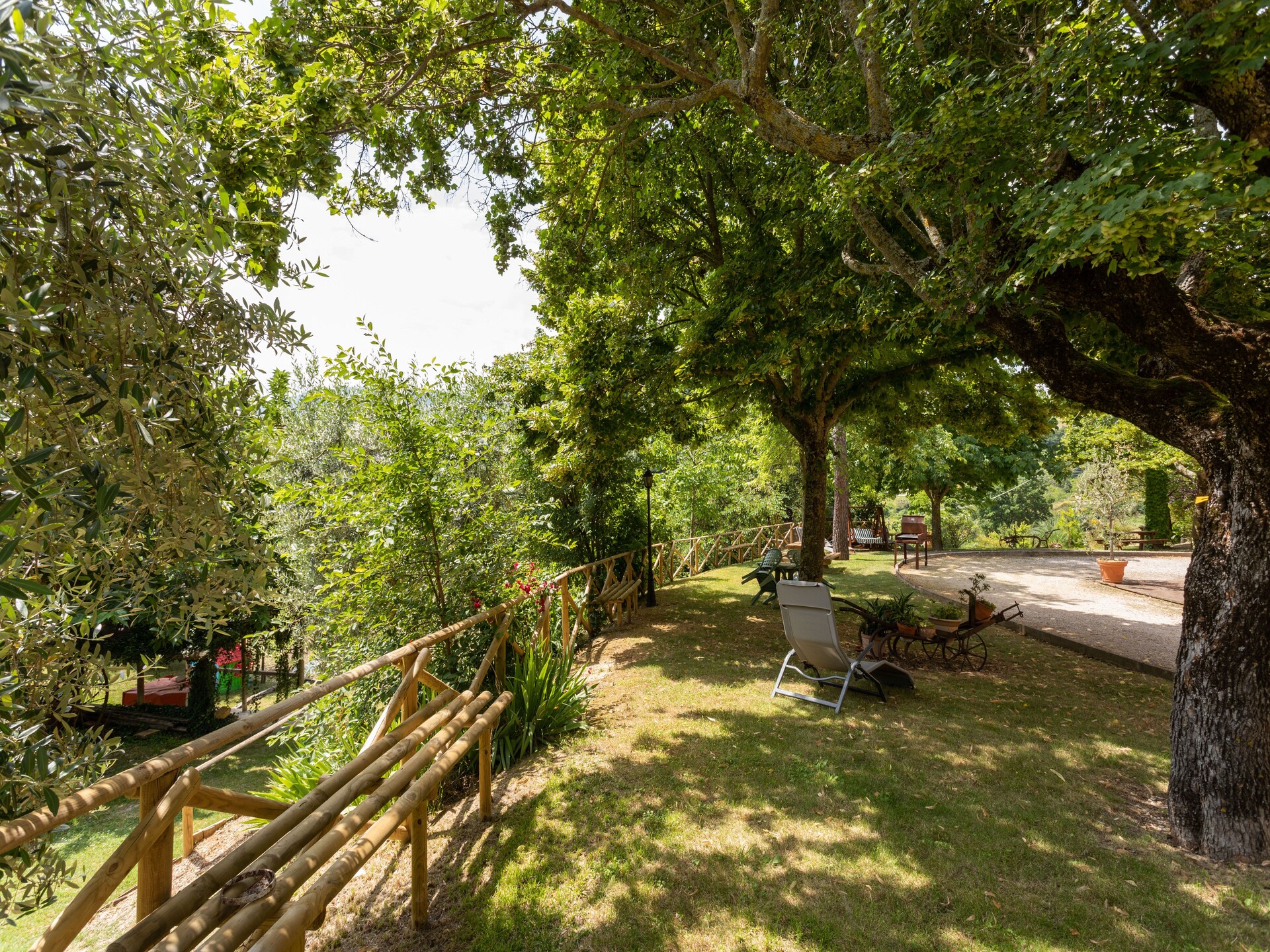 Sfeervol vakantiehuis bij Agriturismo Paradiso Paola in Assisi - foto 27