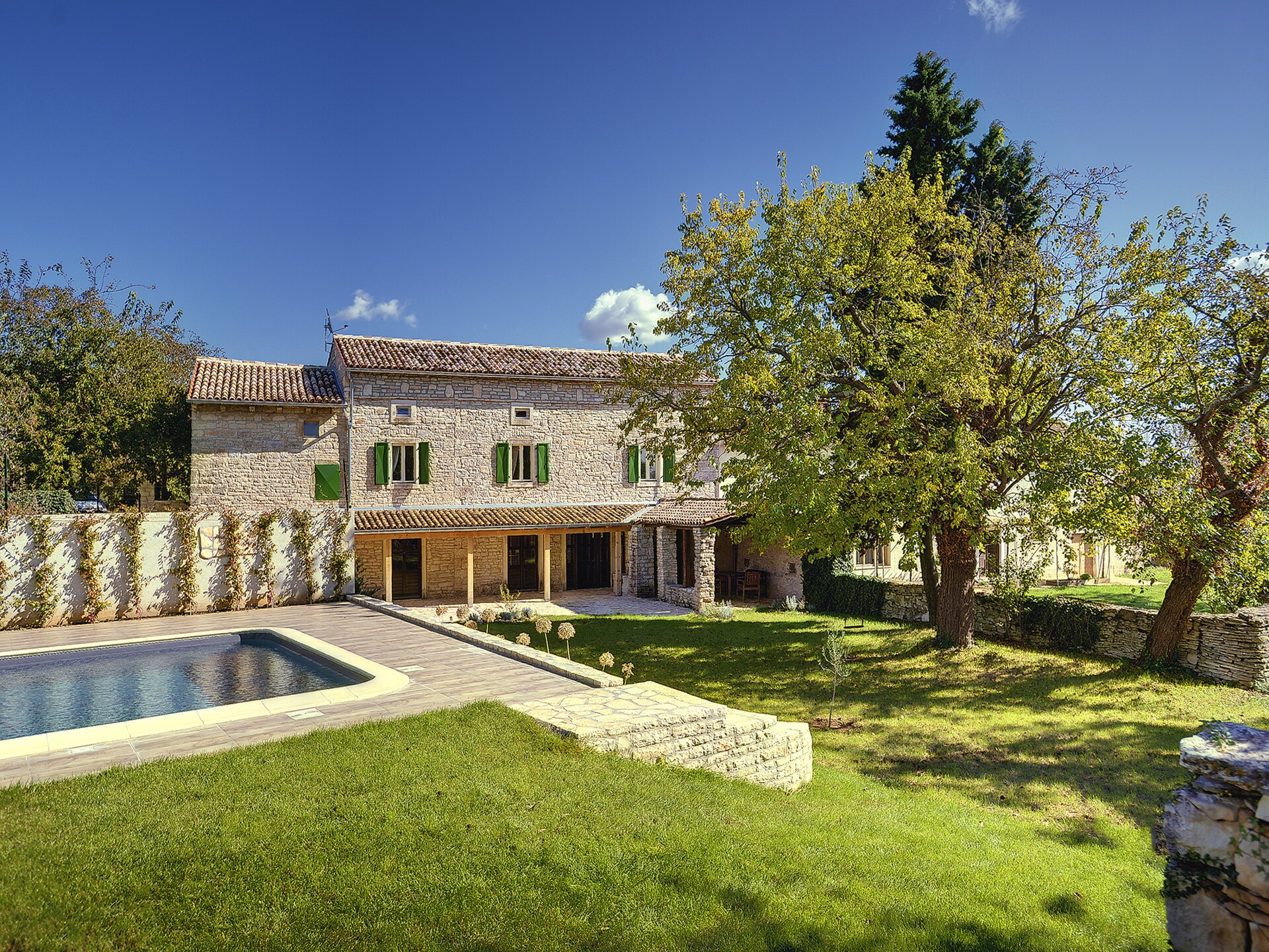 Gerenoveerde villa met privé zoutwaterzwembad nabij Svetvinčenat - foto 3