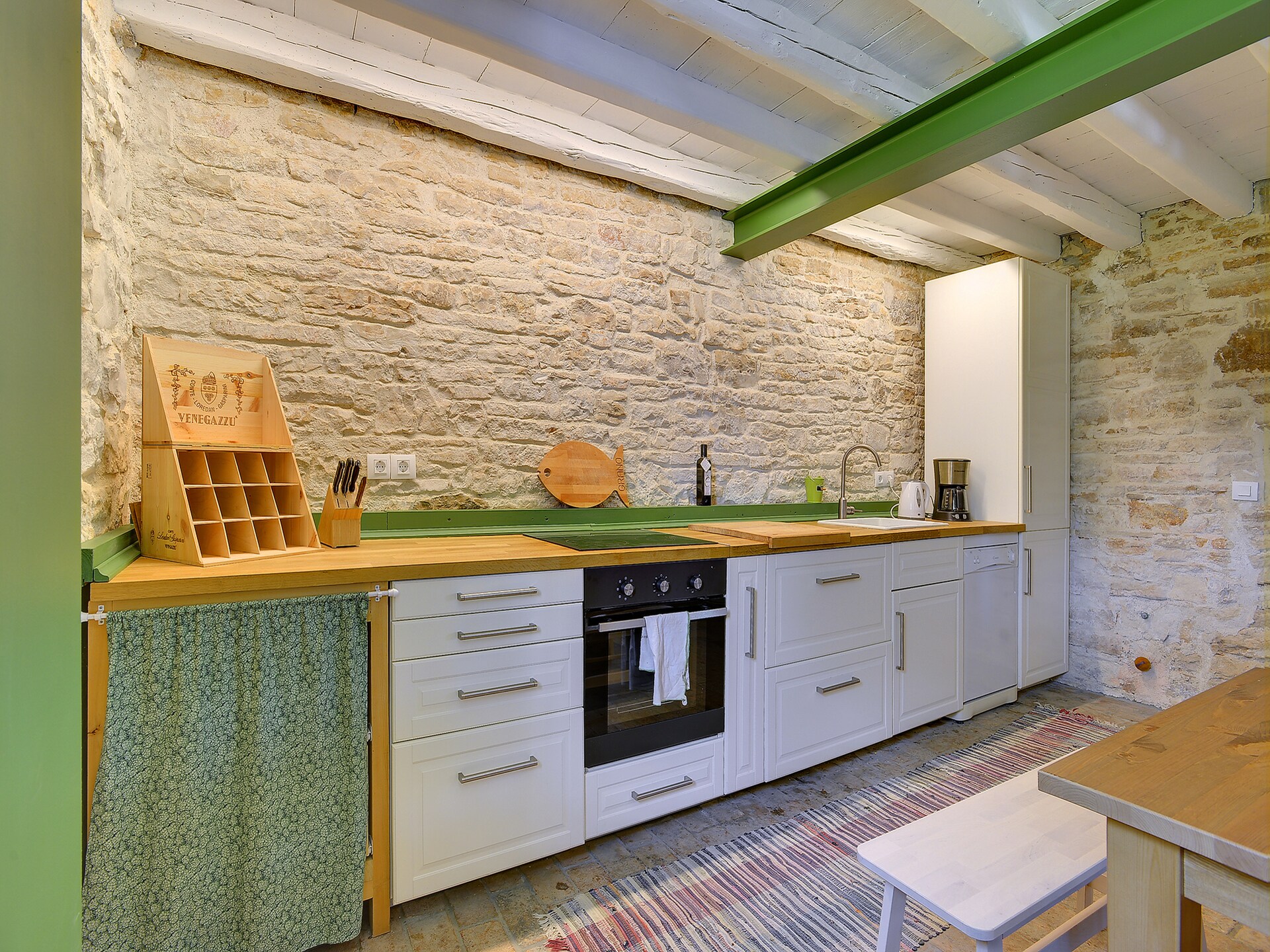 Gerenoveerde villa met privé zoutwaterzwembad nabij Svetvinčenat - foto 11