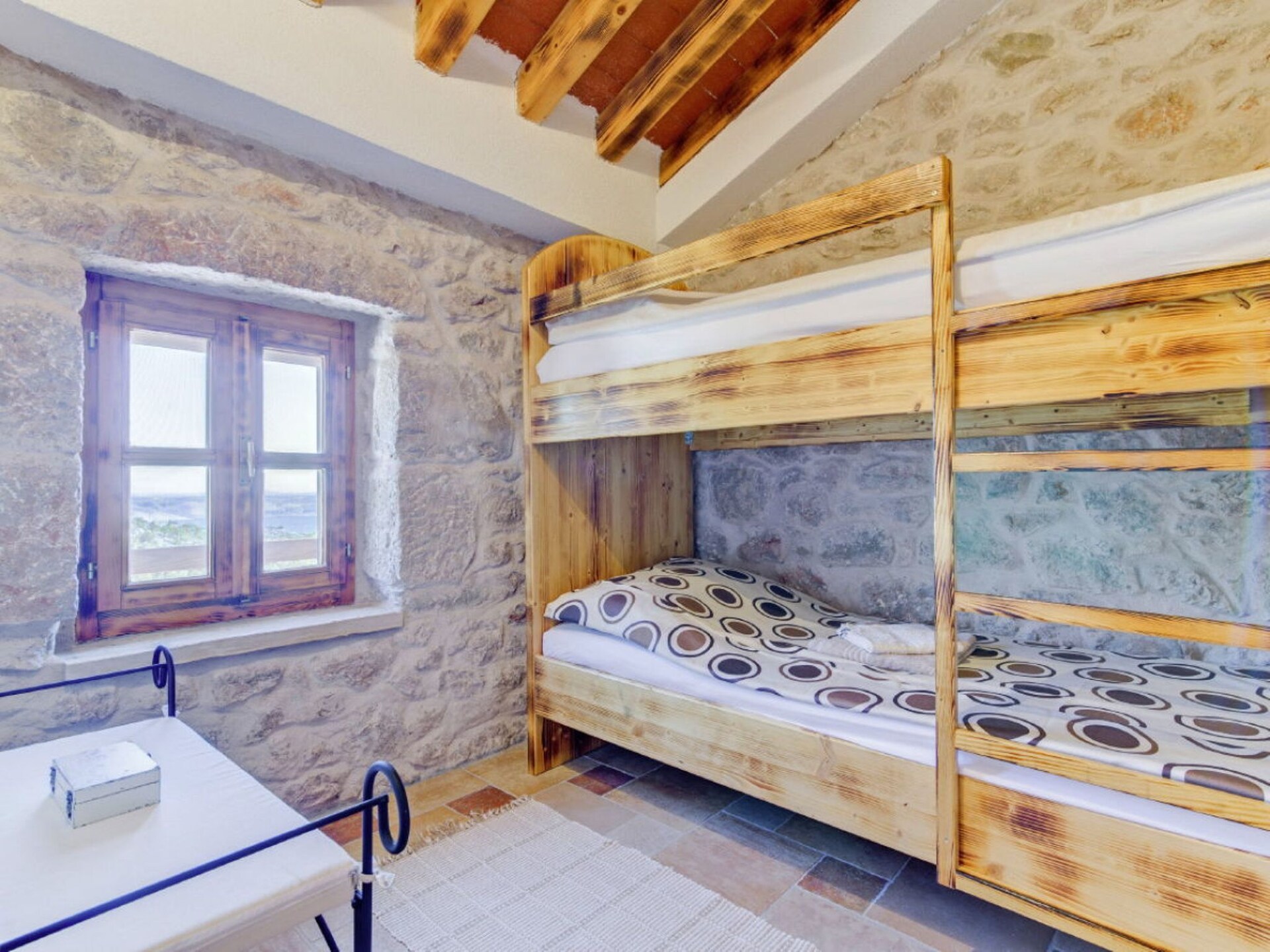 Vrijstaande villa met privézwembad en sauna bij Paklenica - foto 17