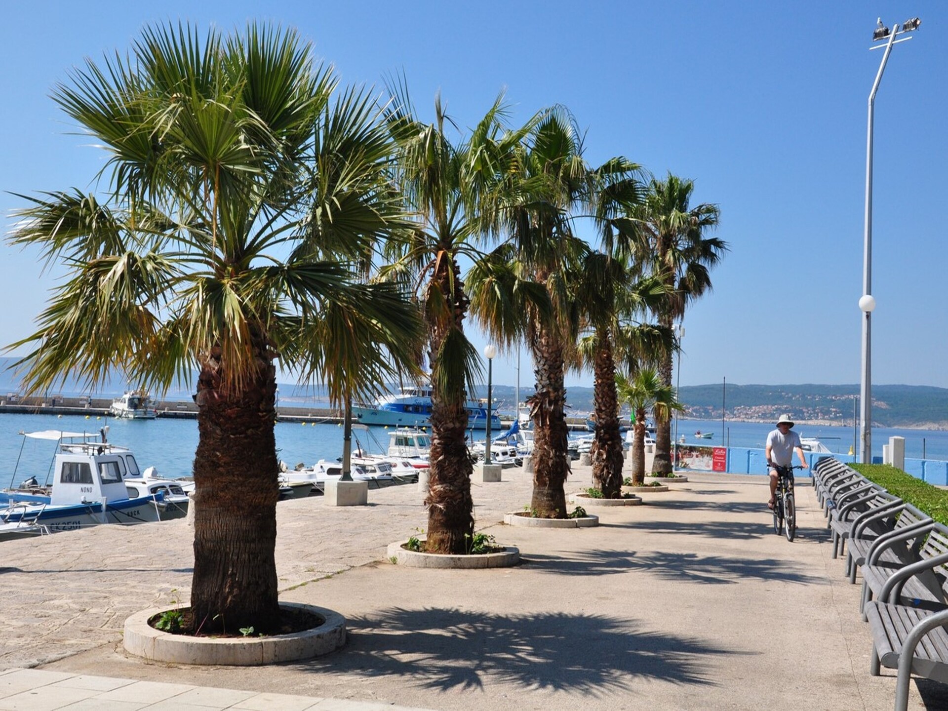 Appartement aan zee in Crikvenica met 2 slaapkamers voor 4 personen - foto 17