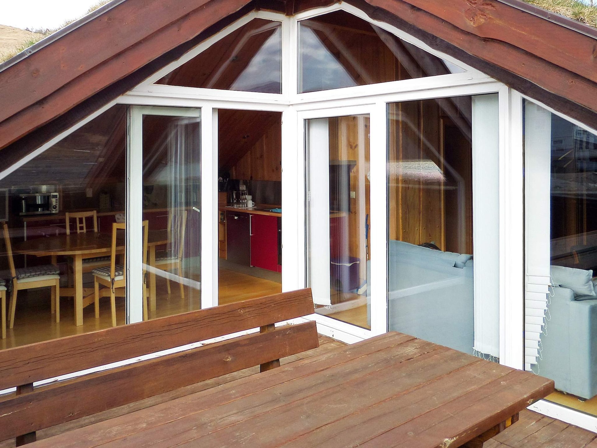 In het centrum van Eidsvåg: Ruim appartement direct aan de fjord - foto 4