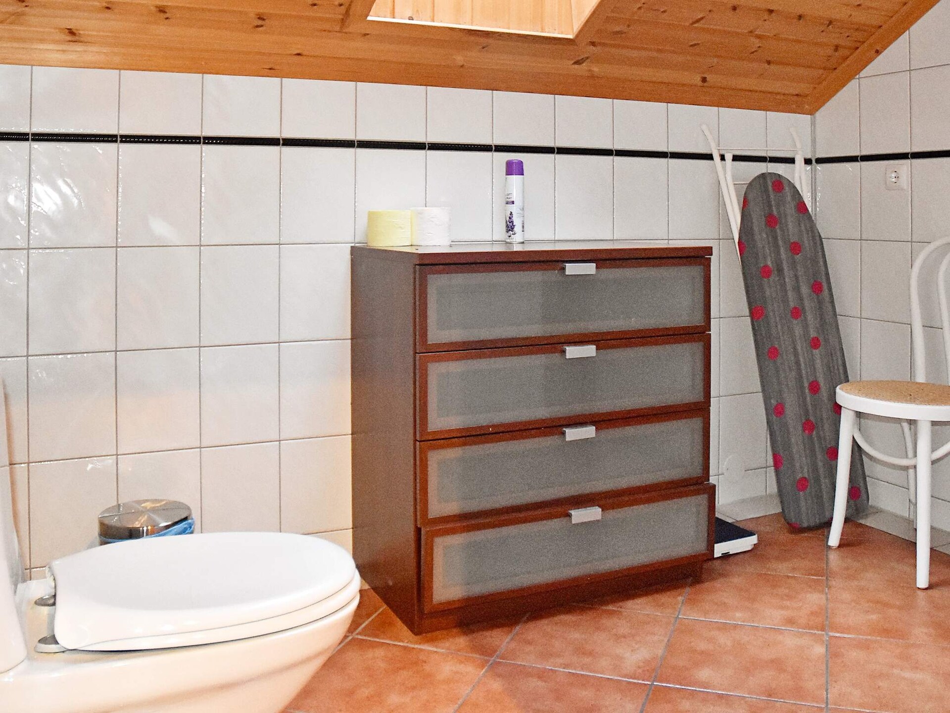 In het centrum van Eidsvåg: Ruim appartement direct aan de fjord - foto 34