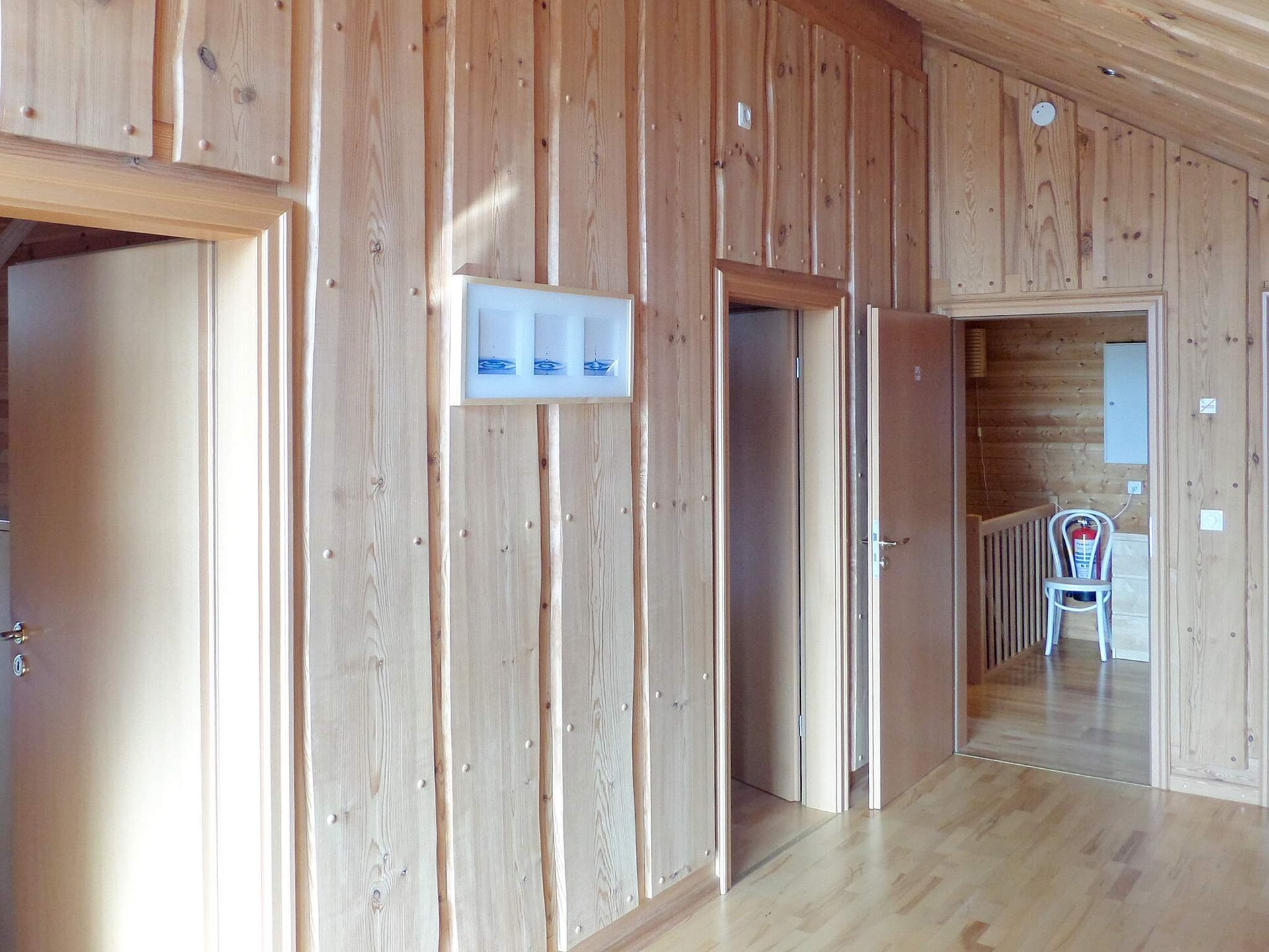 In het centrum van Eidsvåg: Ruim appartement direct aan de fjord - foto 36