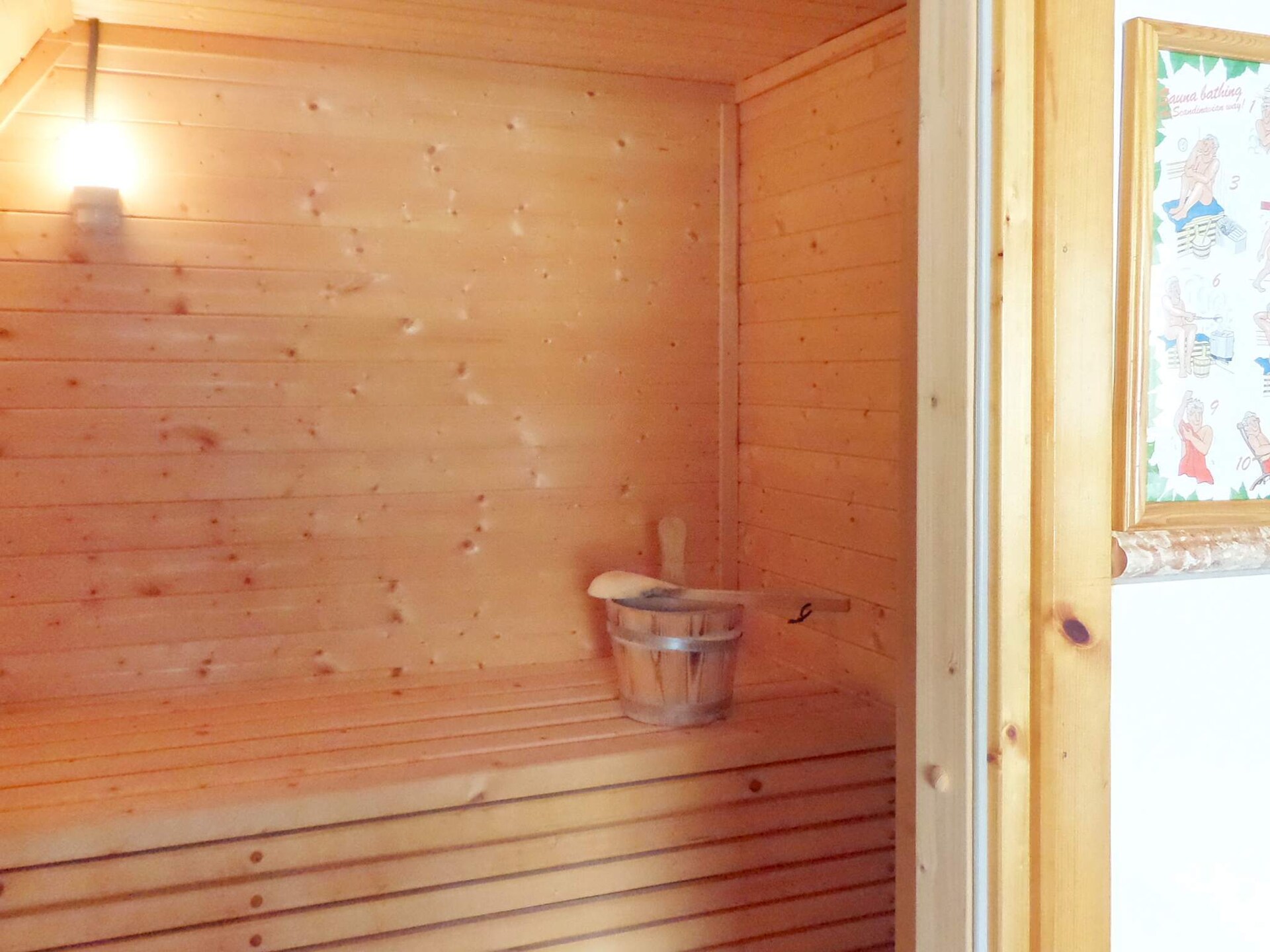 In het centrum van Eidsvåg: Ruim appartement direct aan de fjord - foto 71