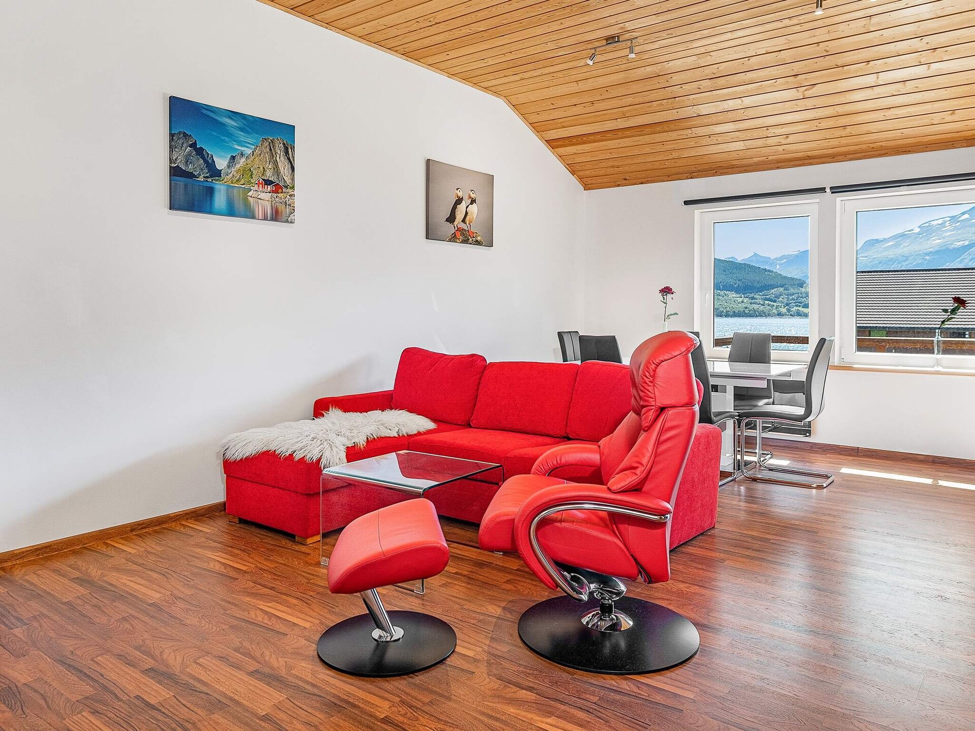 Appartement met fjordzicht, zwembad en vismogelijkheden in Eidsvåg - foto 23