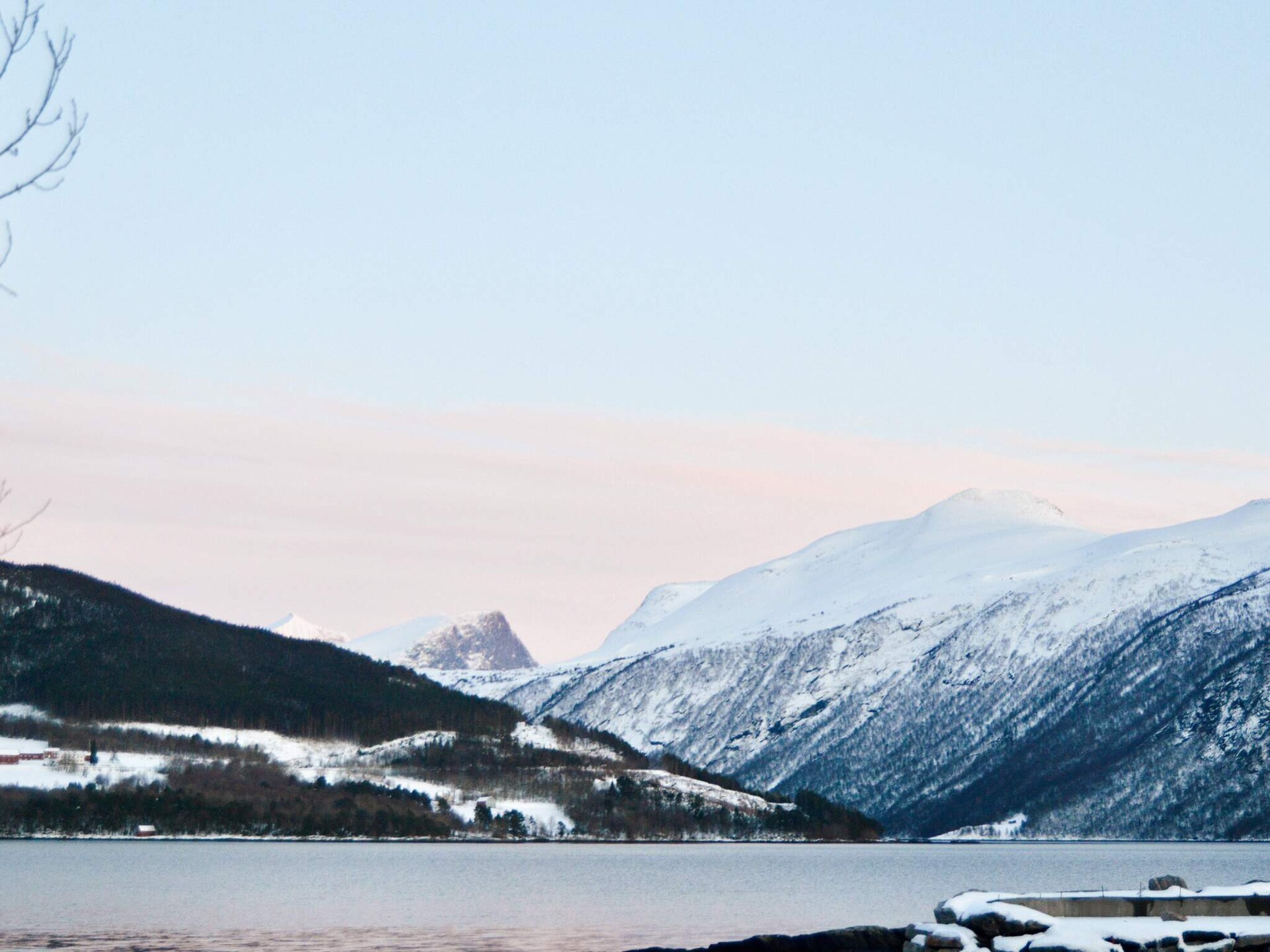 Licht appartement in Eidsvåg aan de fjord met gemeenschappelijk zwembad - foto 50