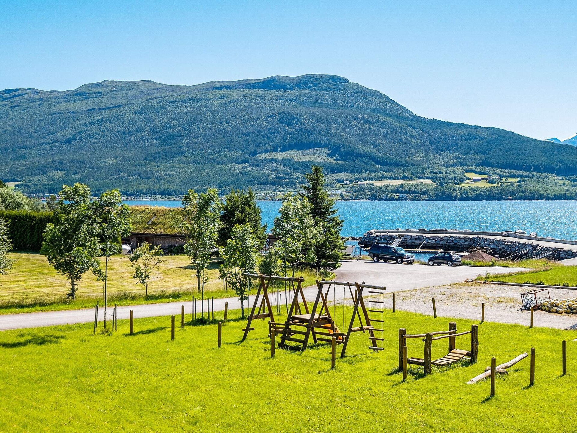 Rustiek fjordappartement met sauna, zwembad & boothaven in Eidsvåg - foto 18
