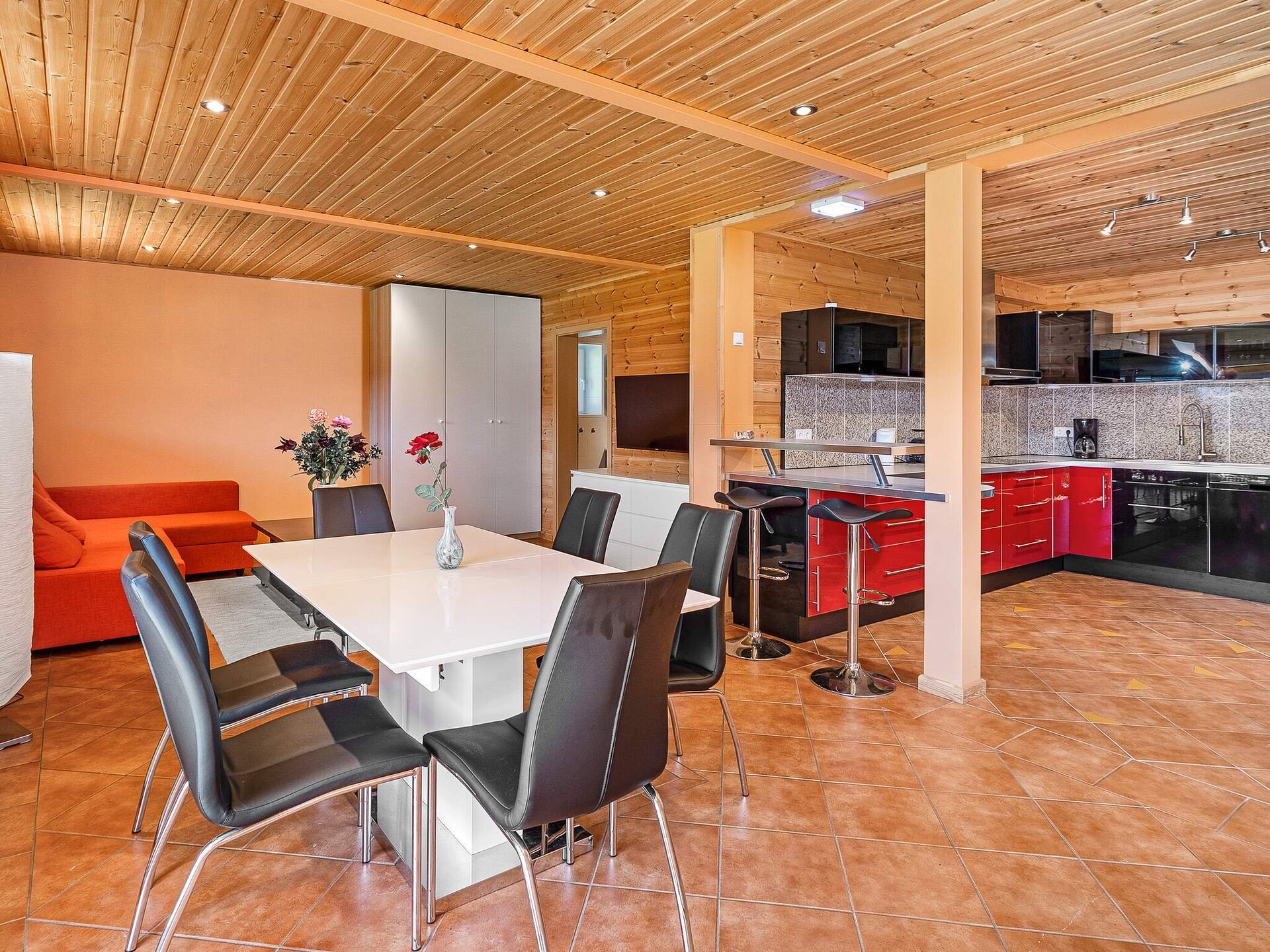 Rustiek fjordappartement met sauna, zwembad & boothaven in Eidsvåg - foto 22