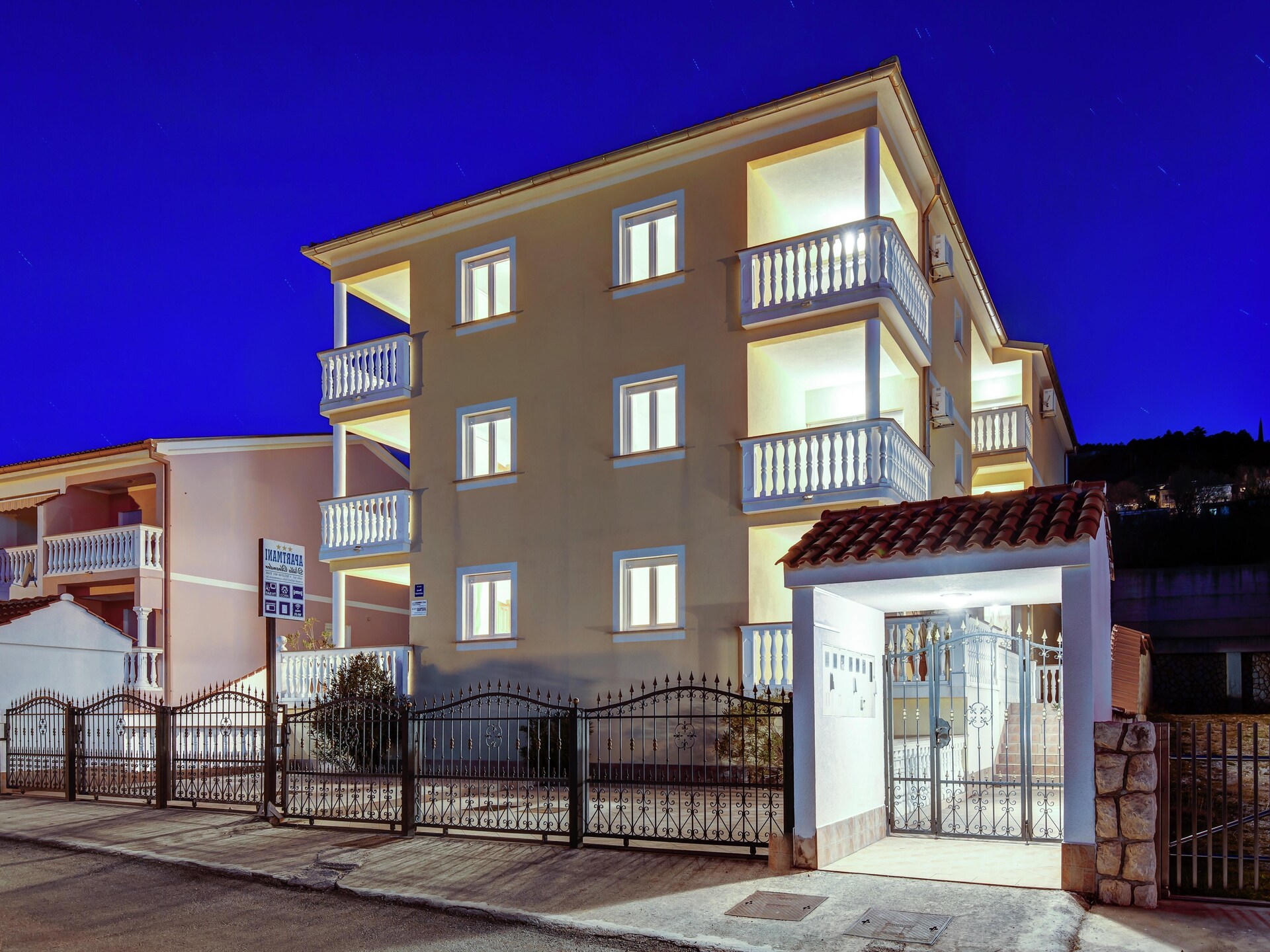 Villa Oleandar 8 – Appartement met zwembad vlak bij zee in Dramalj - foto 16