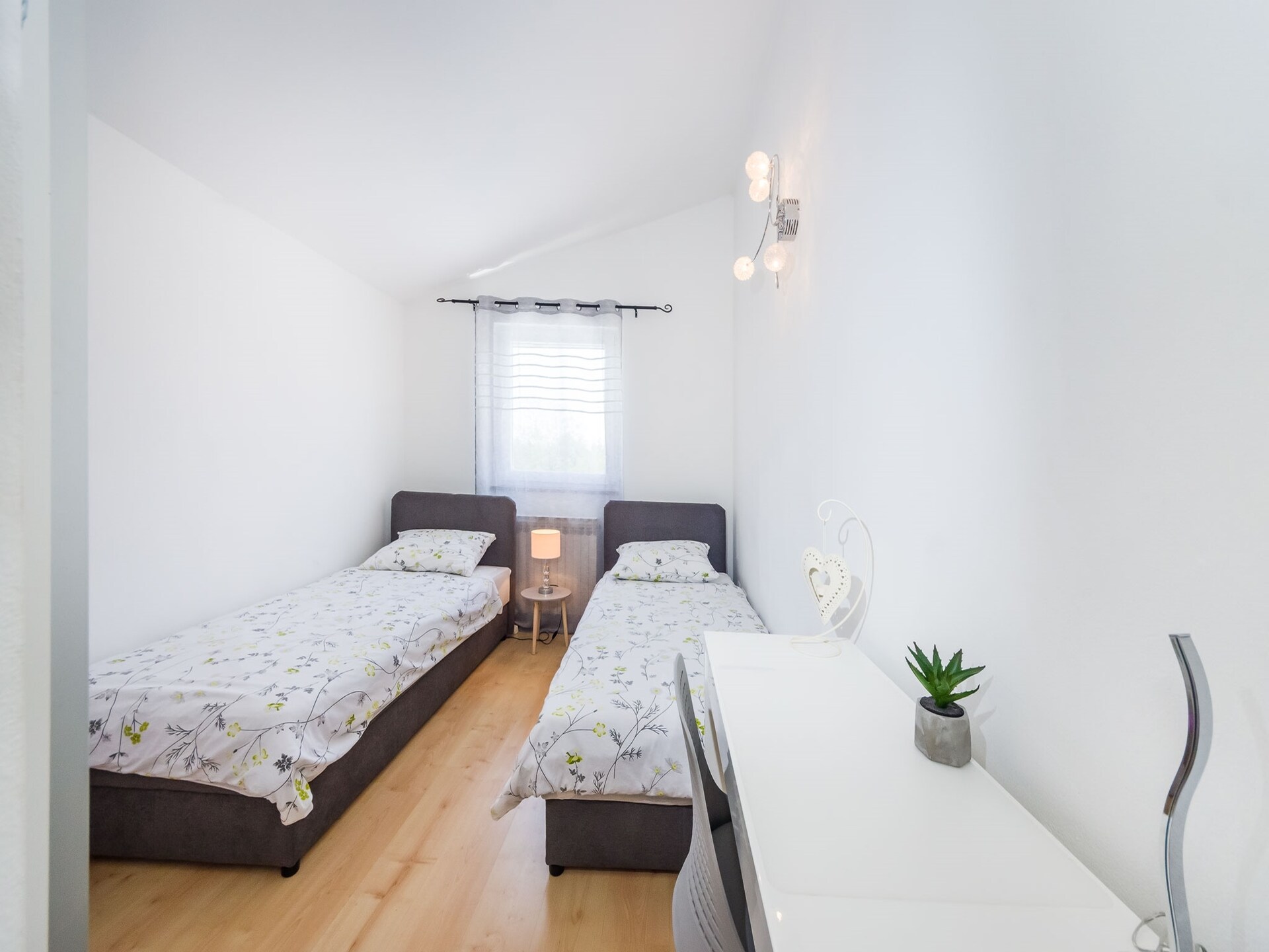 Authentieke Villa Zaton – 7 Slaapkamers, Zwembad & Zee op 500m - foto 14