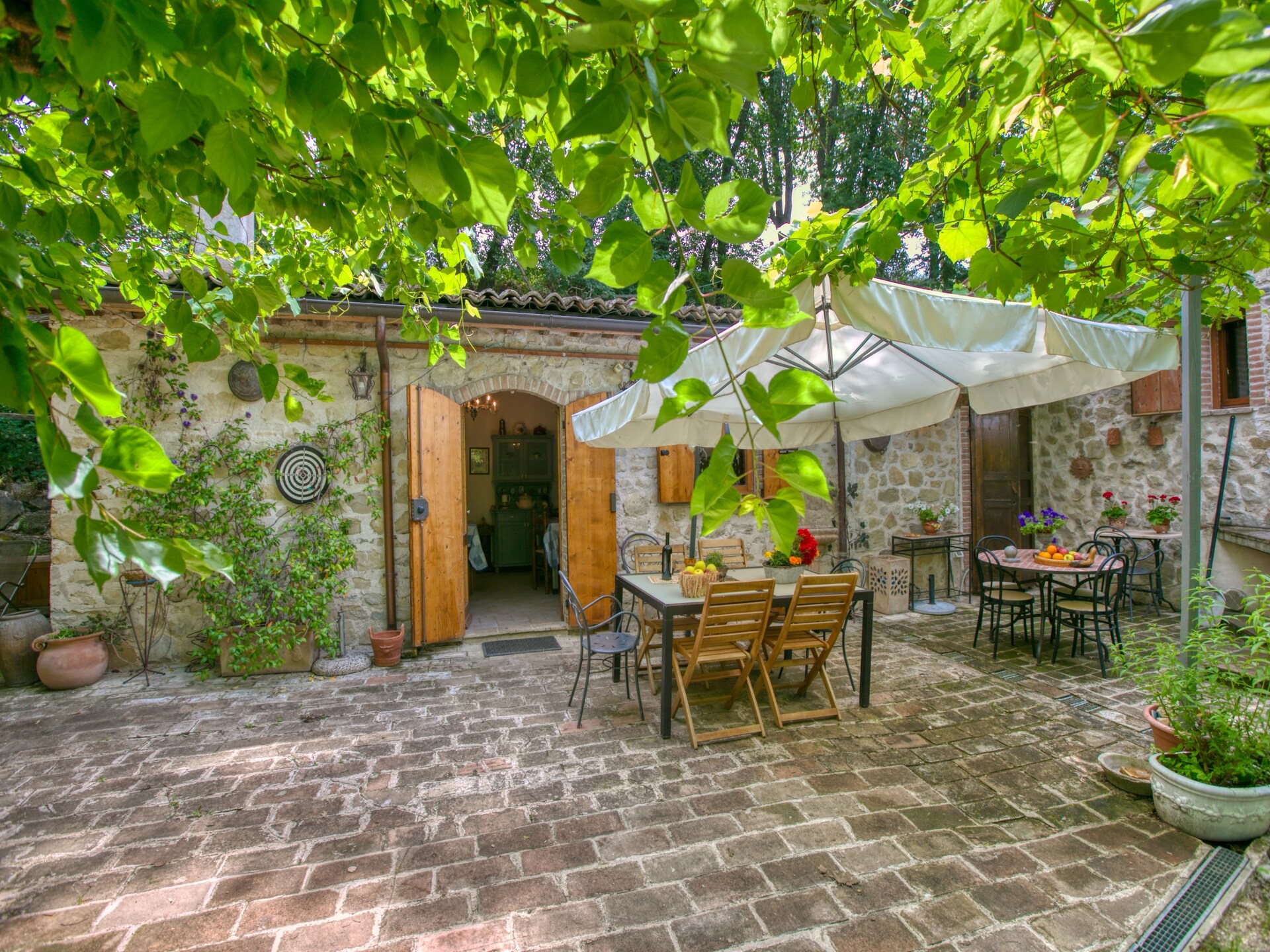 Op 1,0 km van centrum Assisi: ruim vakantiehuis Villa Giuli - foto 3
