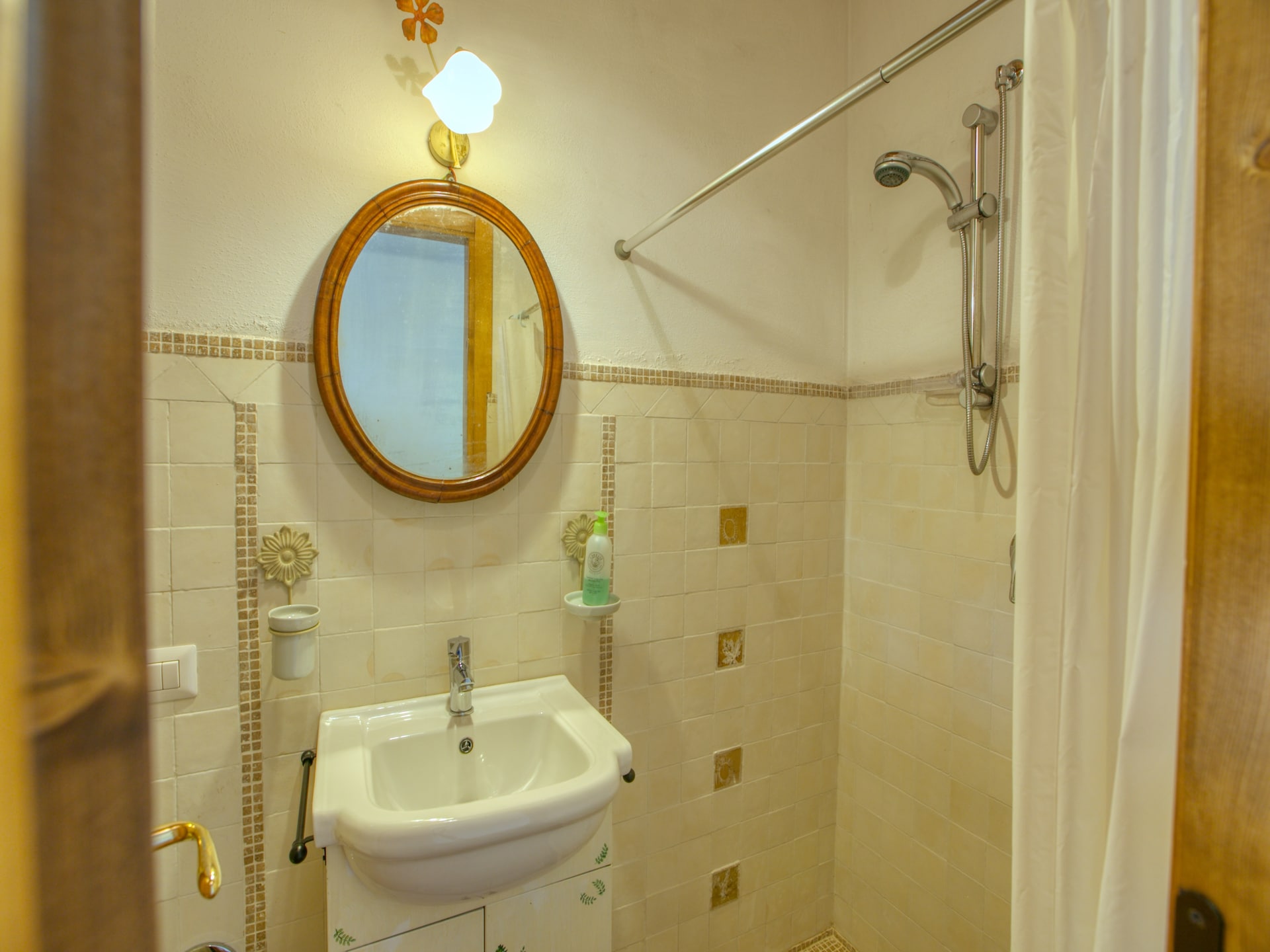 Op 1,0 km van centrum Assisi: ruim vakantiehuis Villa Giuli - foto 26