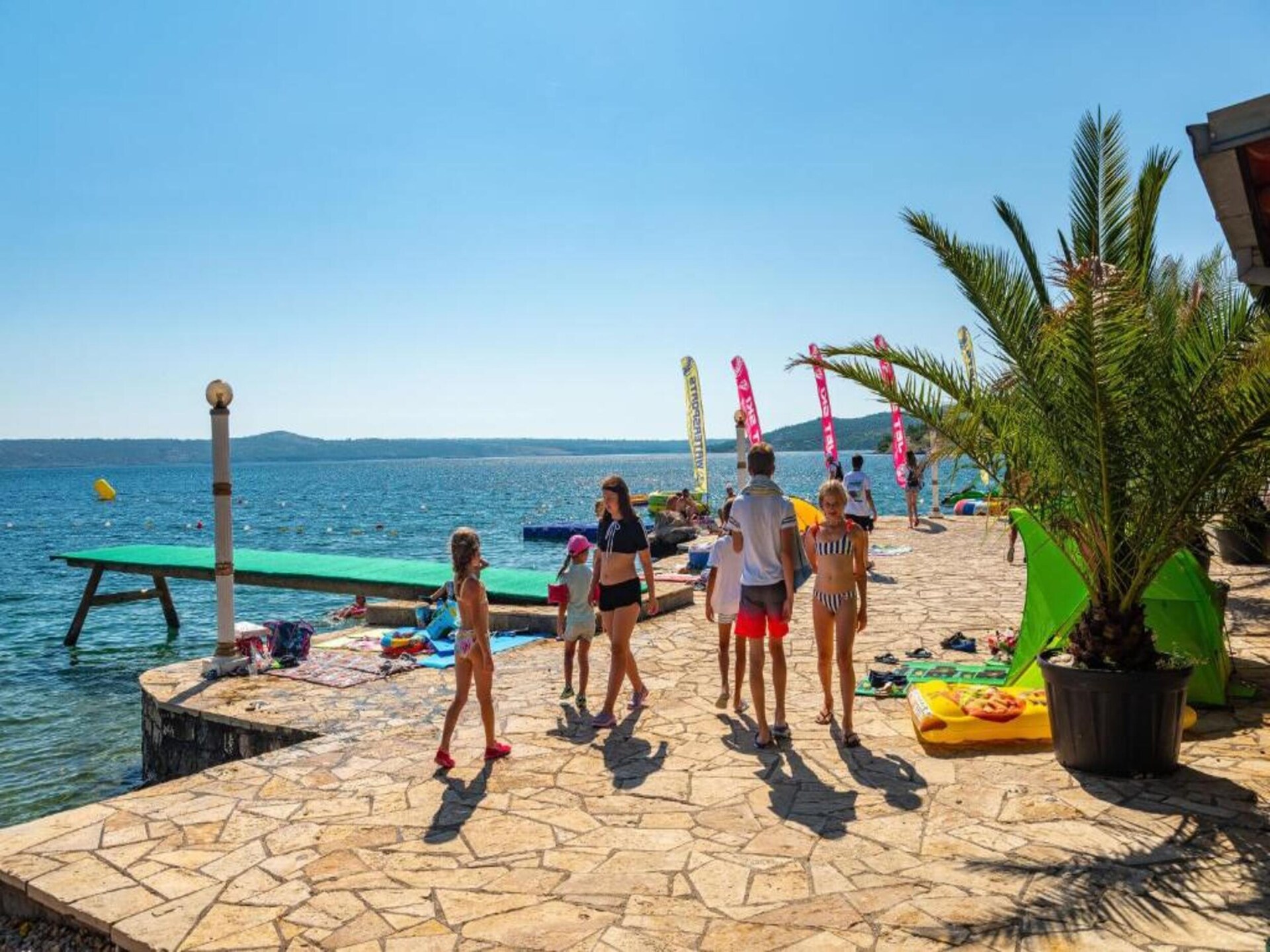 Vrijstaand vakantiehuis met zwembad op 200m van de Adriatische Zee in Maslenica - foto 34