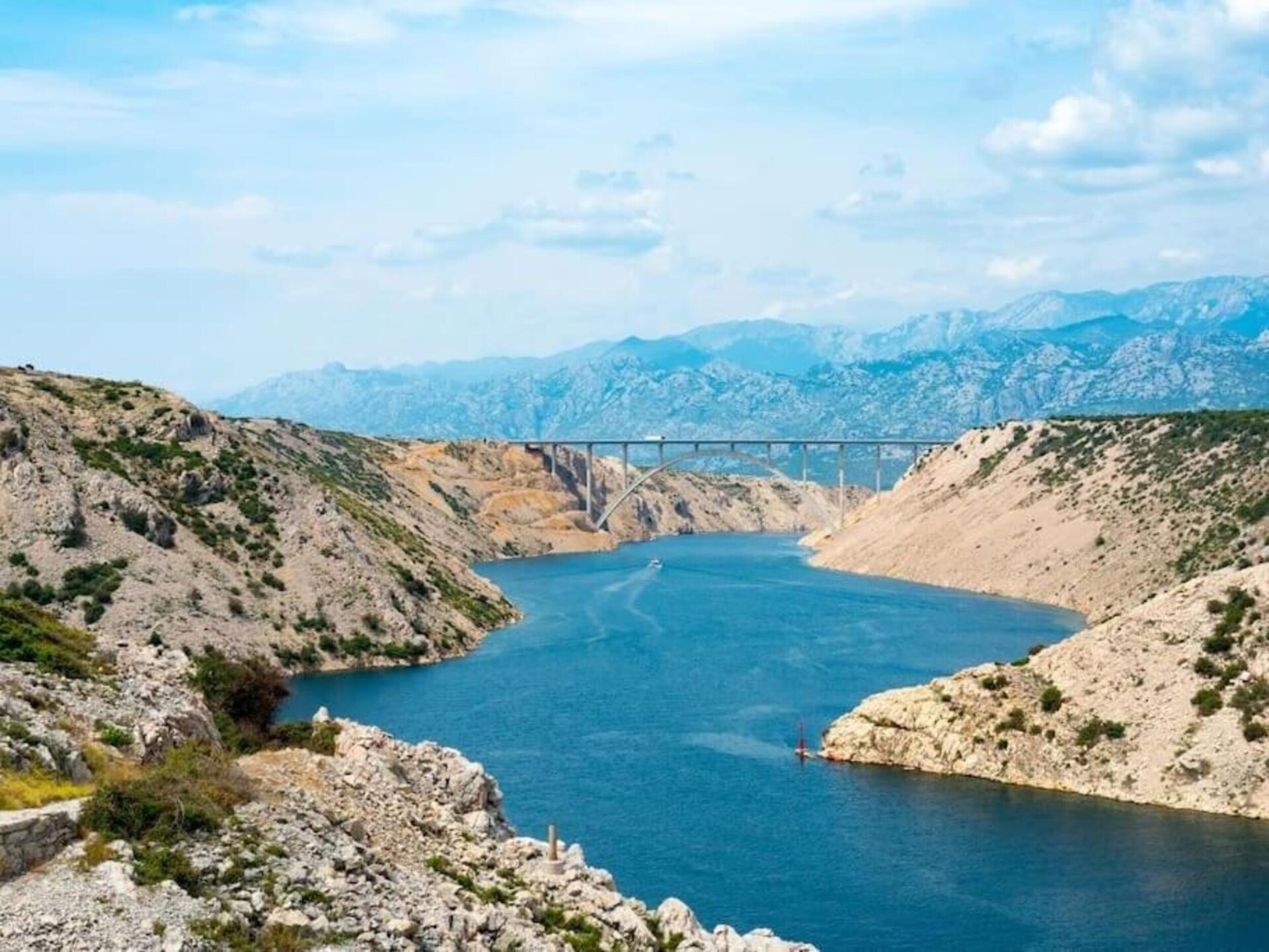 Vrijstaand vakantiehuis met zwembad op 200m van de Adriatische Zee in Maslenica - foto 27