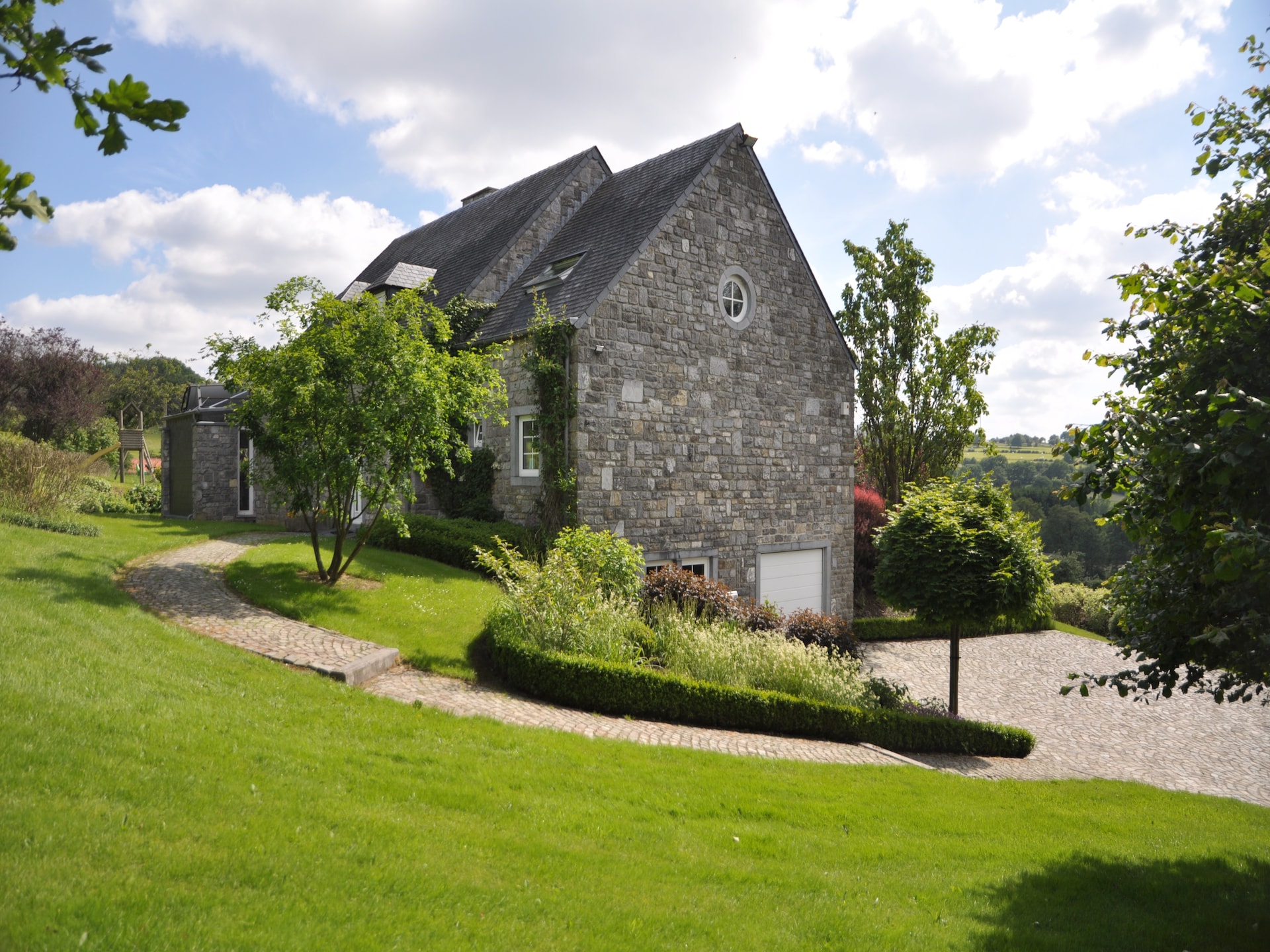 Luxe villa met sauna en panoramisch uitzicht in Stavelot - foto 35