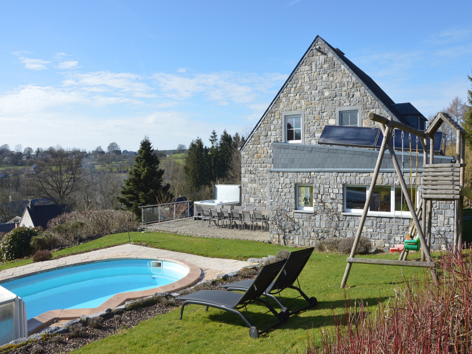 Luxe villa met sauna en panoramisch uitzicht in Stavelot - foto 1