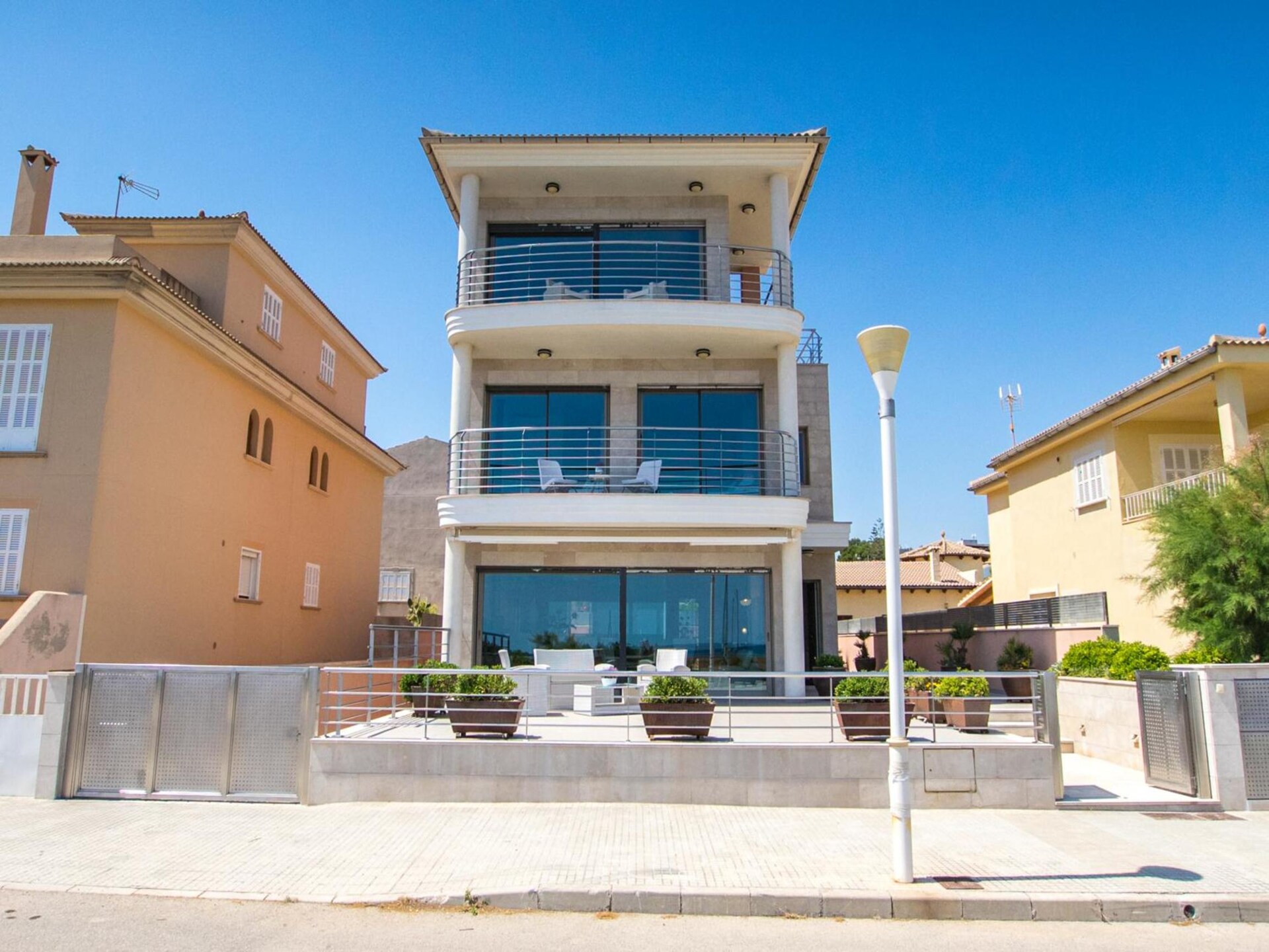Villa Bohemi: luxe villa met zeezicht en golfbaan in Son Serra de Marina - foto 1