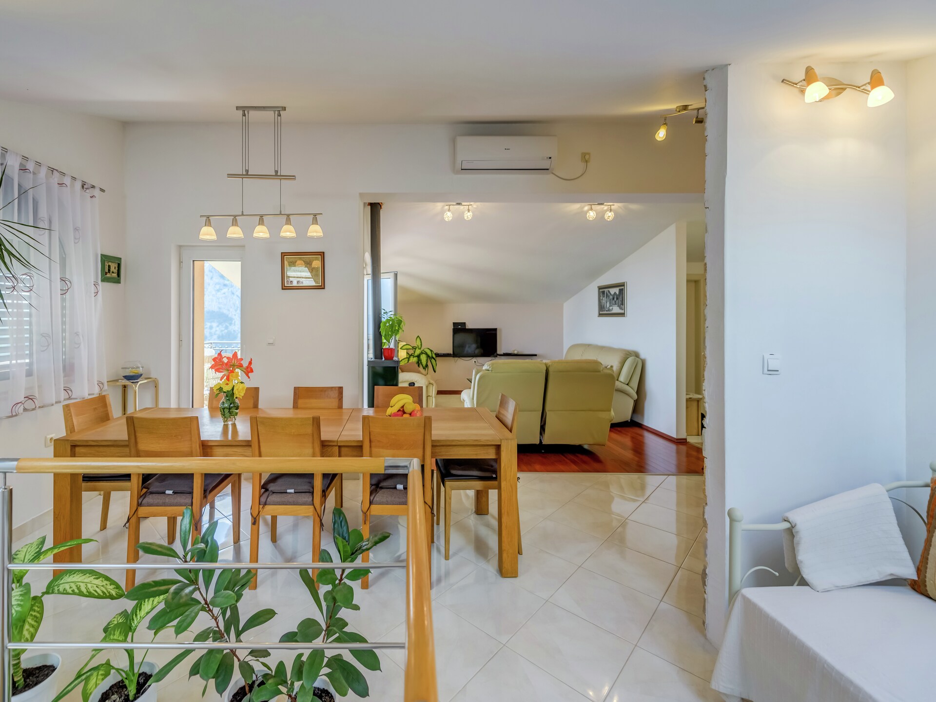 Ruime villa met privézwembad en tuin voor 9 personen nabij Split - foto 14