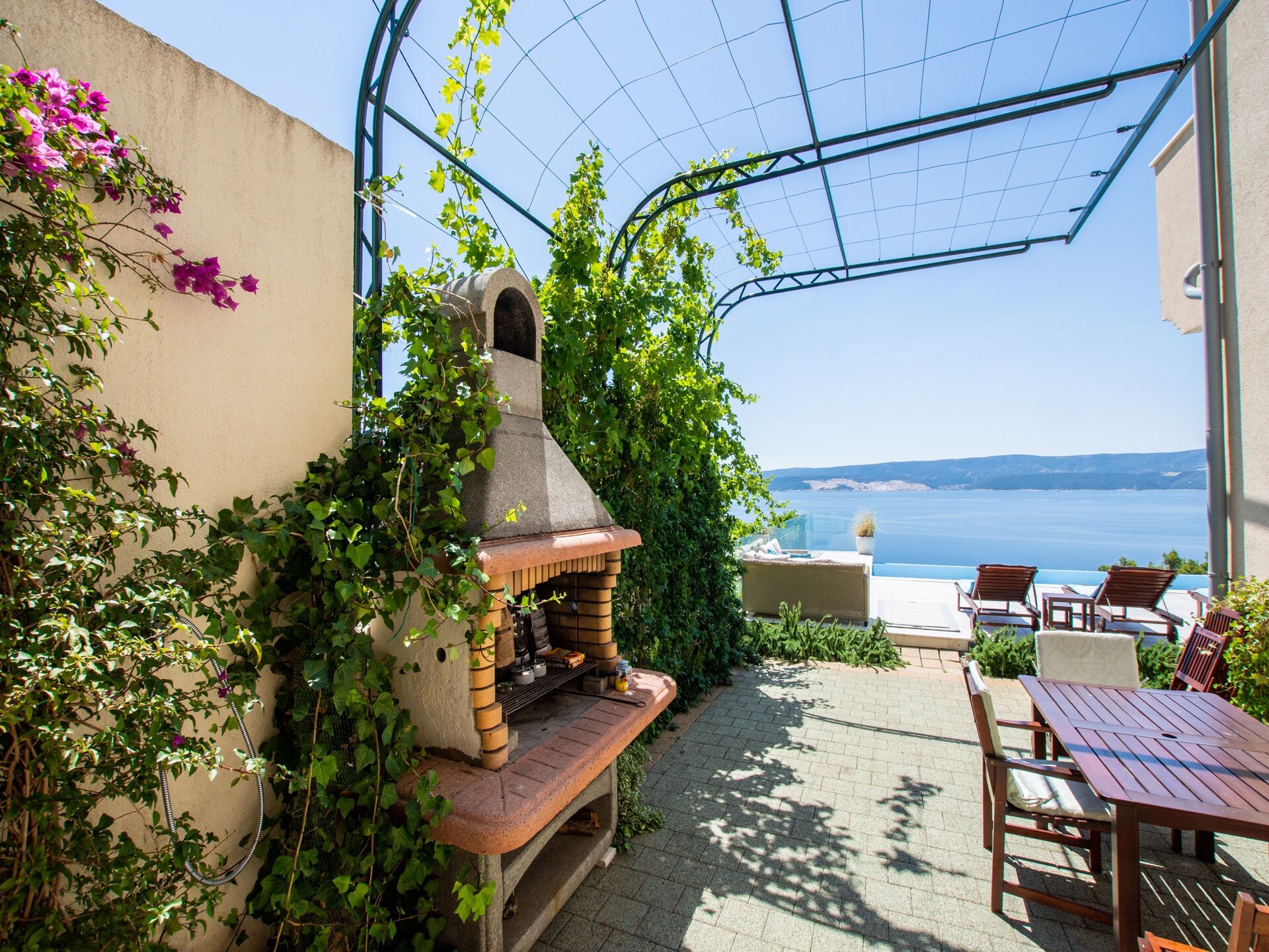 Gezinsappartement met zwembad op 200 meter van zee in Čelina - foto 5