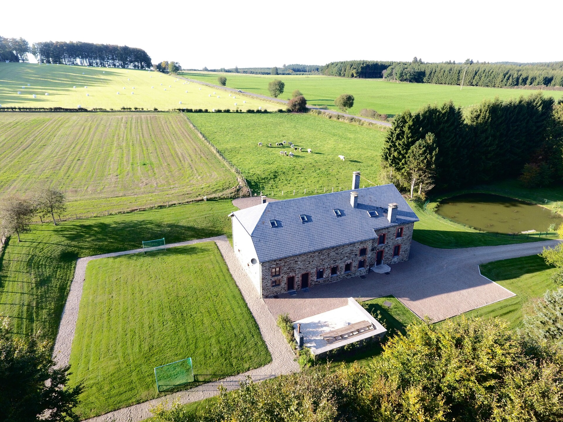 Ruim vakantiehuis Fermette de Lamerlé in Rogery voor 15 personen - foto 35