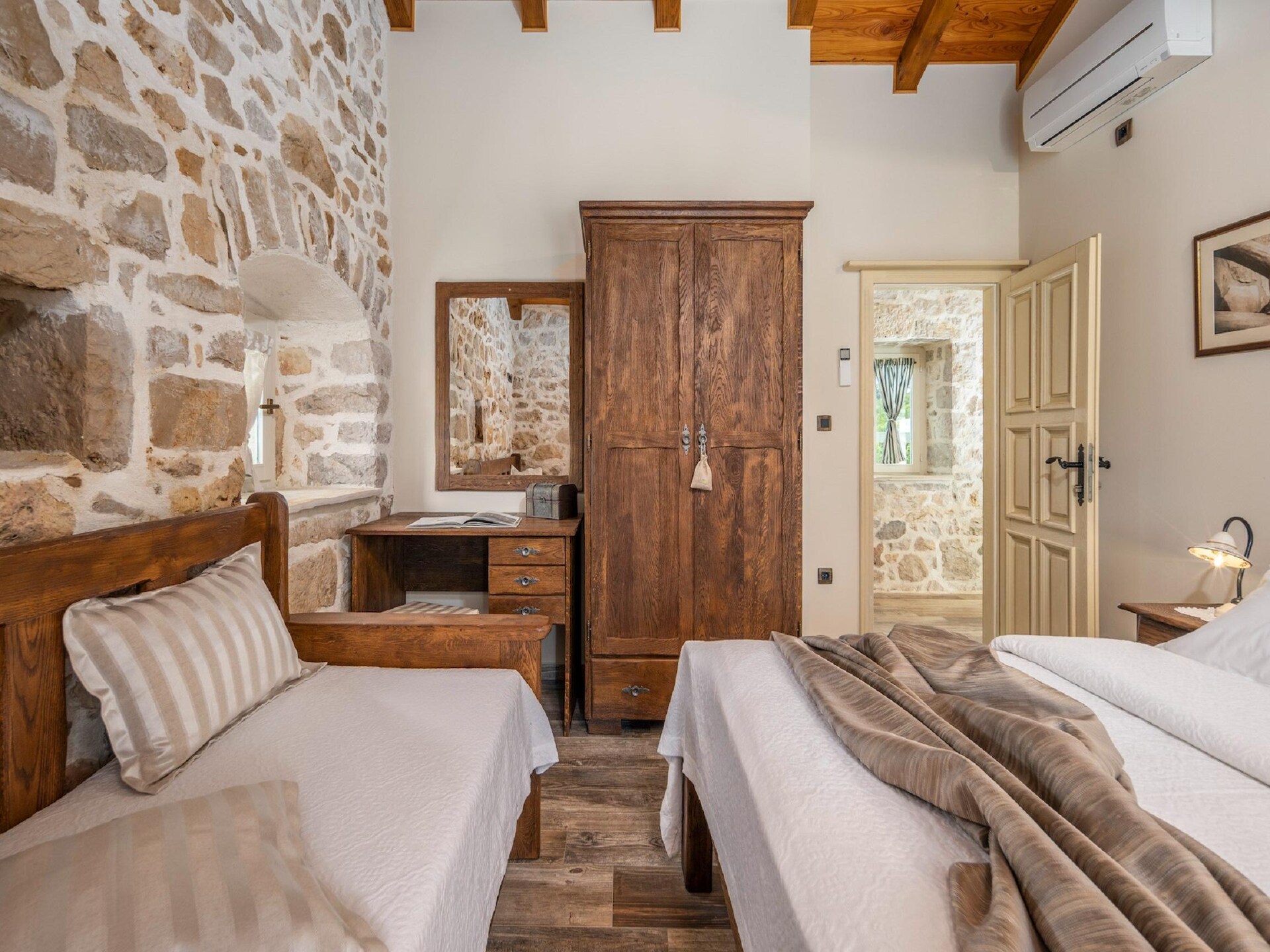8-persoons villa met privézwembad in Posedarje - foto 23